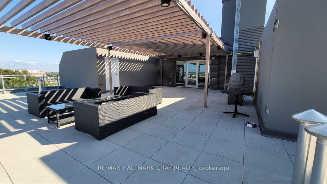 58 Lakeside Terr, #1111
