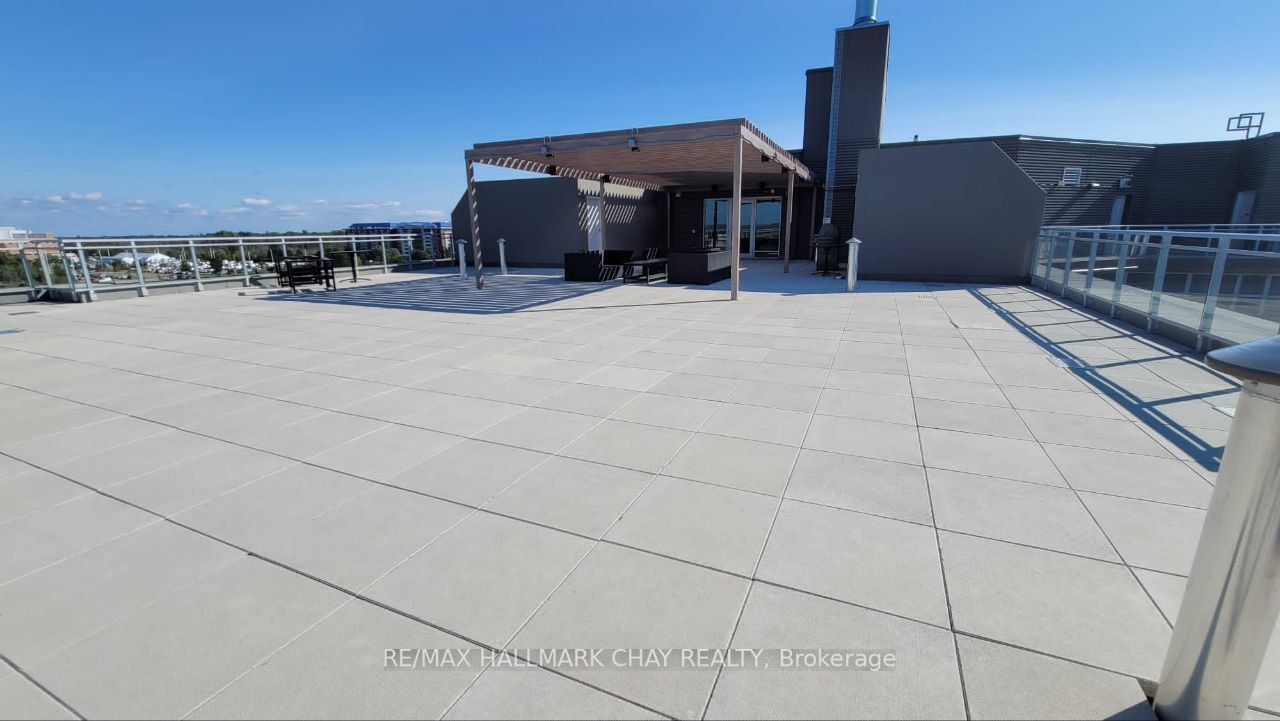 58 Lakeside Terr, #1111