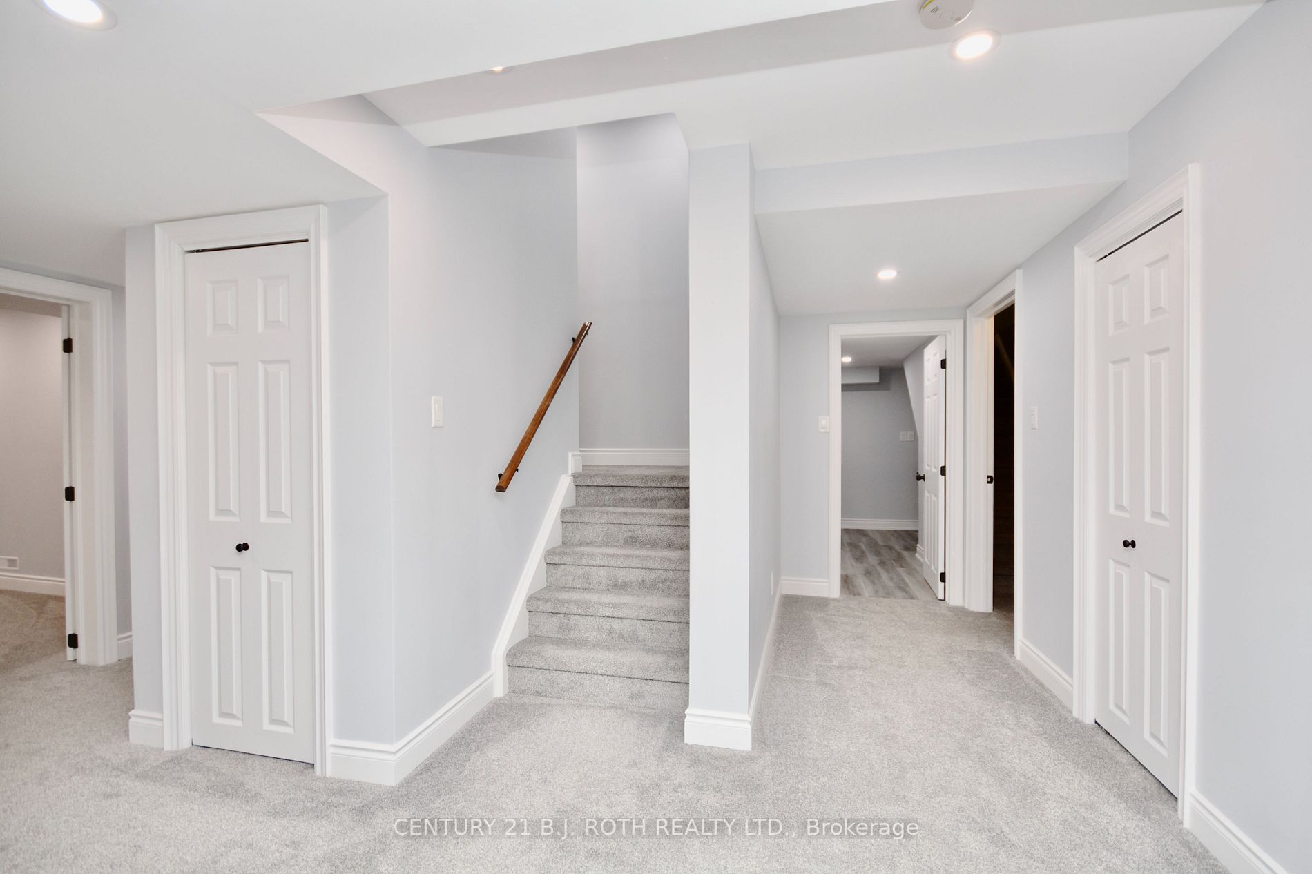 33 Commonwealth Rd
