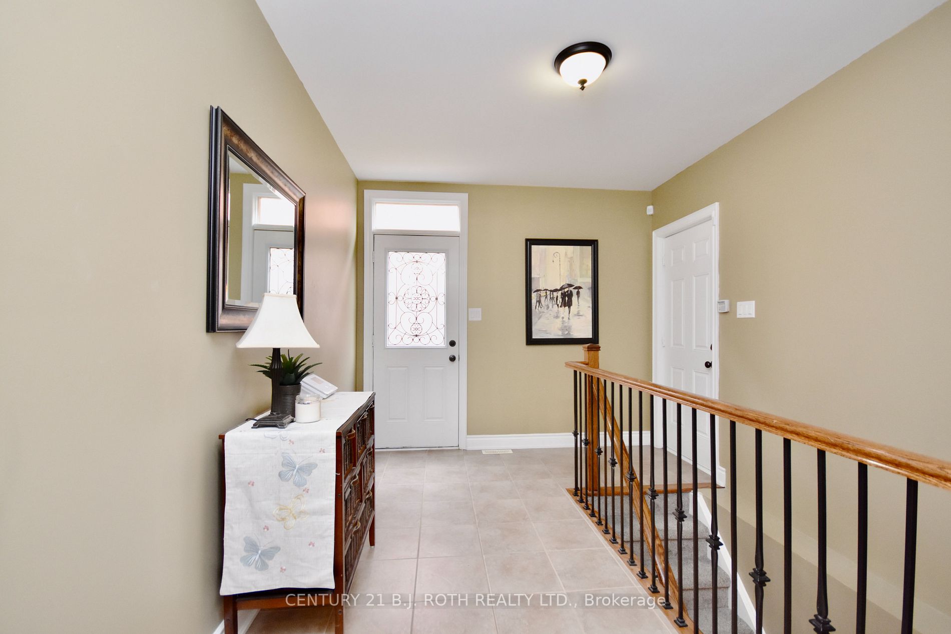 33 Commonwealth Rd