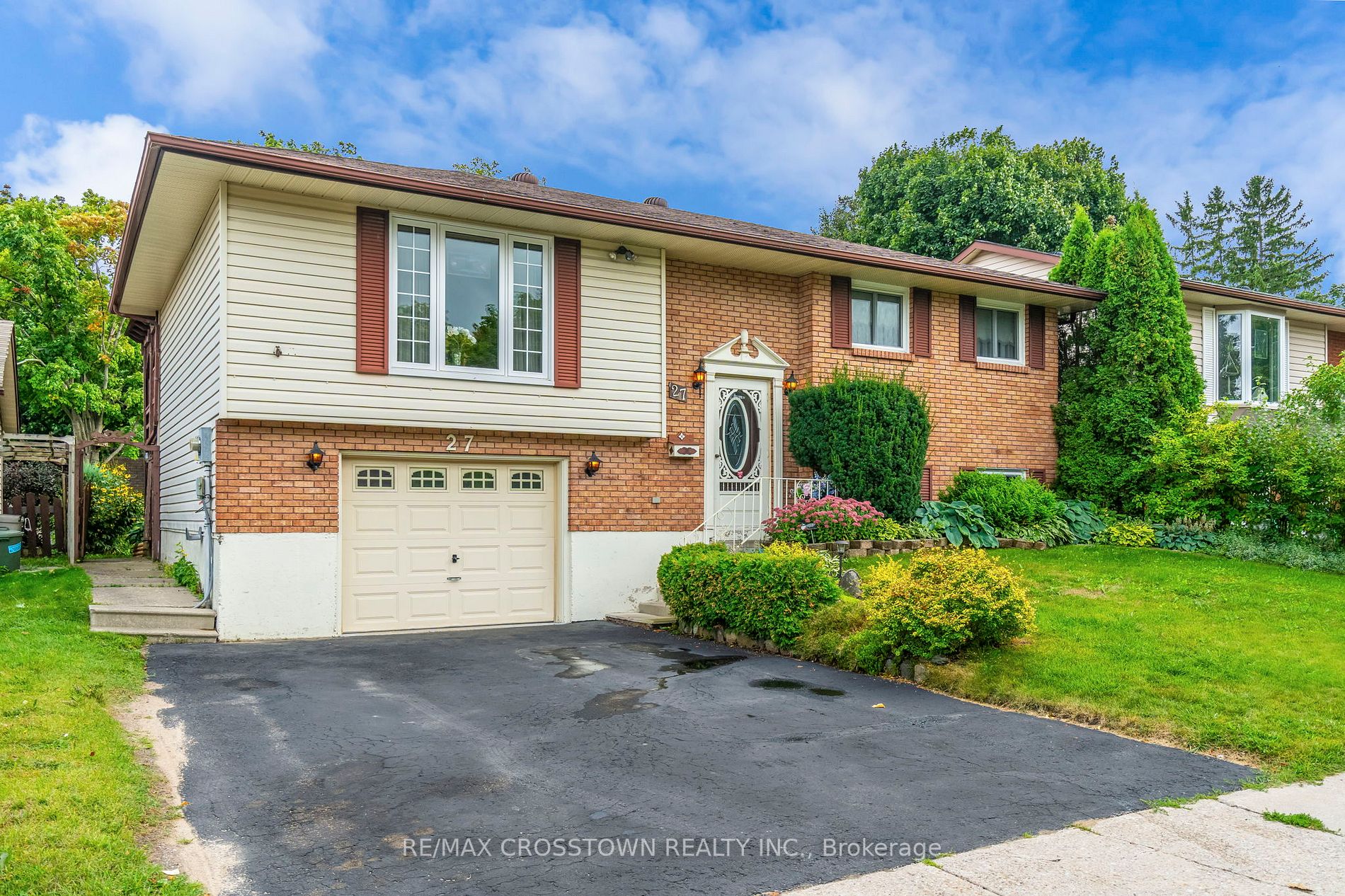 27 Janice Dr