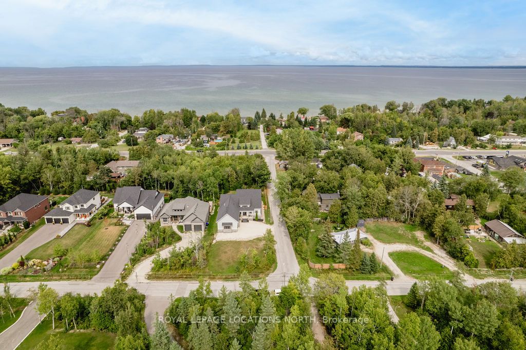 131 Glenlake Blvd