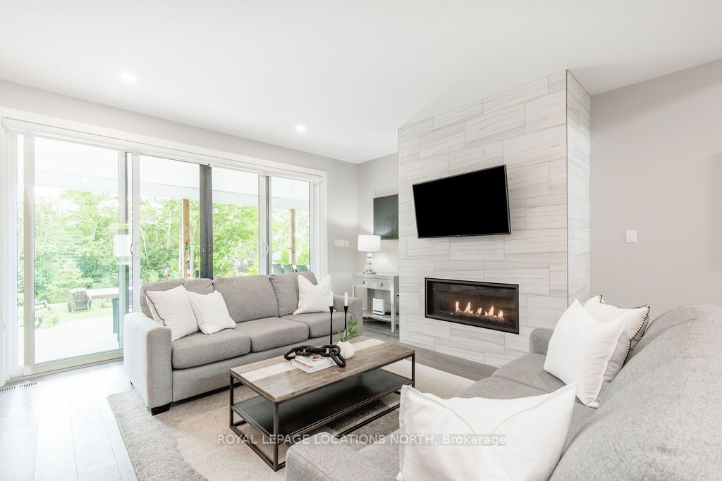 131 Glenlake Blvd