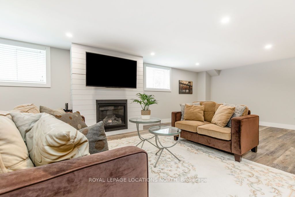 131 Glenlake Blvd