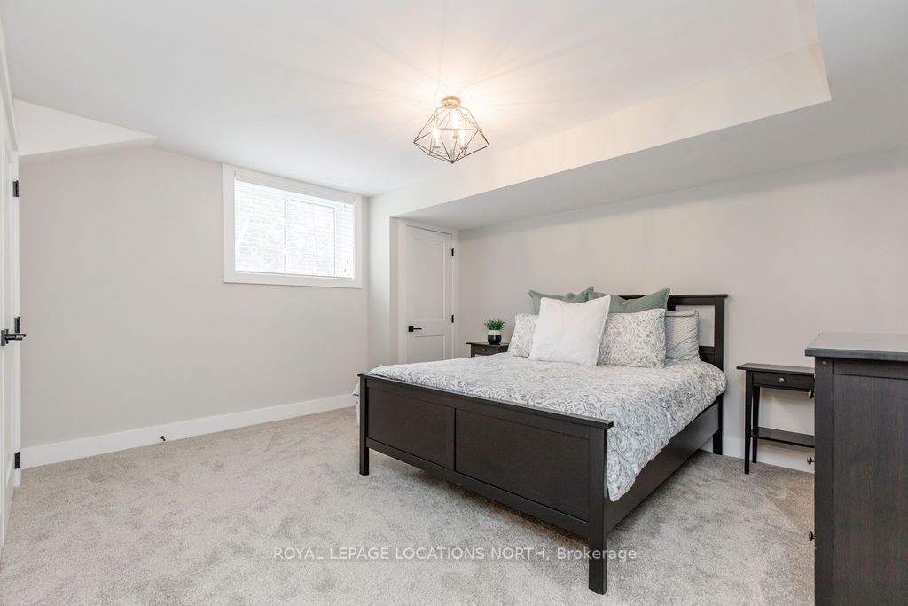 131 Glenlake Blvd