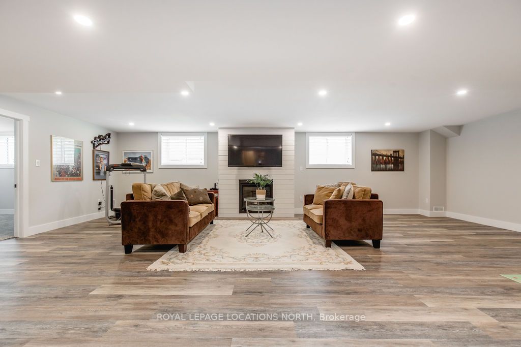 131 Glenlake Blvd
