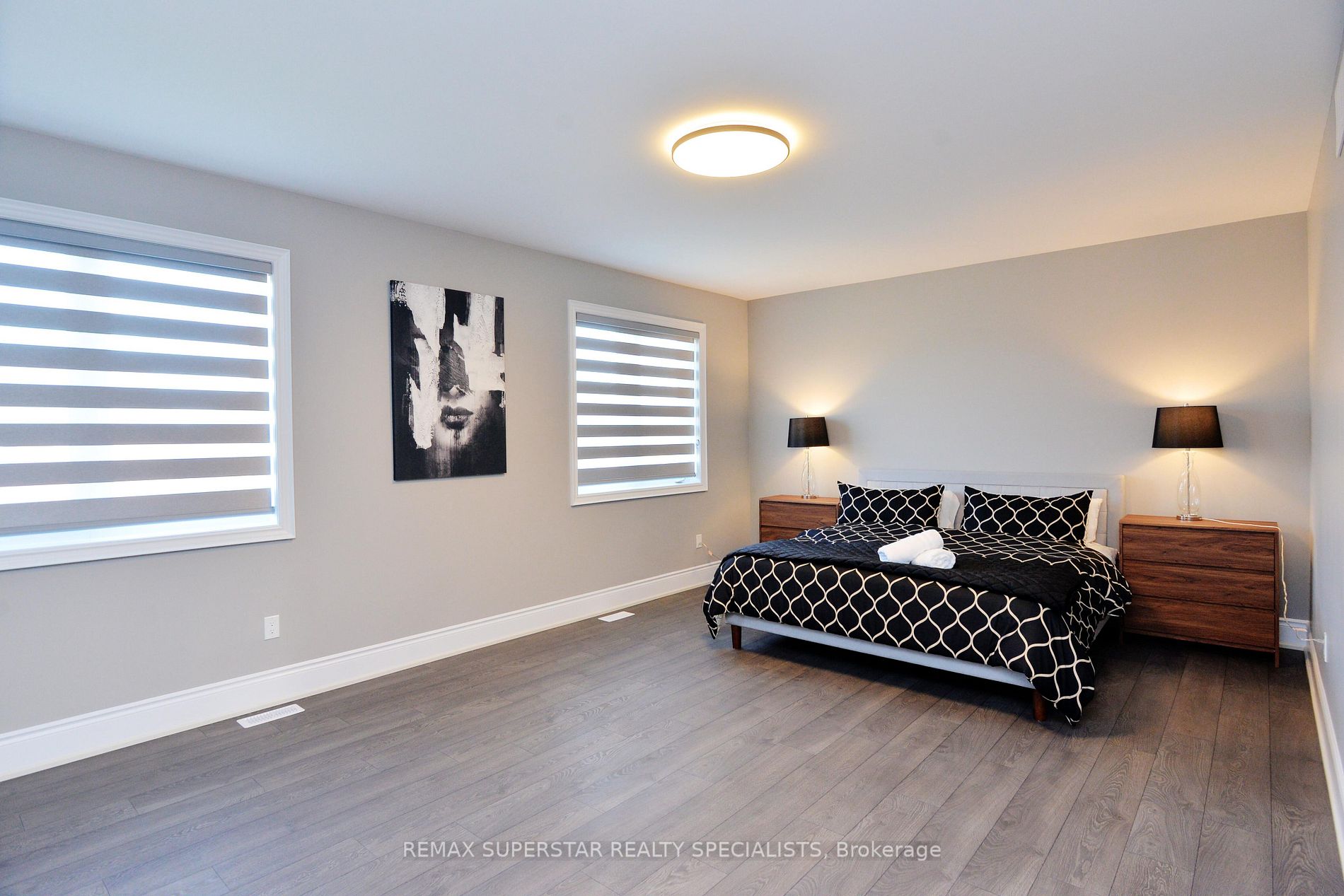 108 Rugman Cres