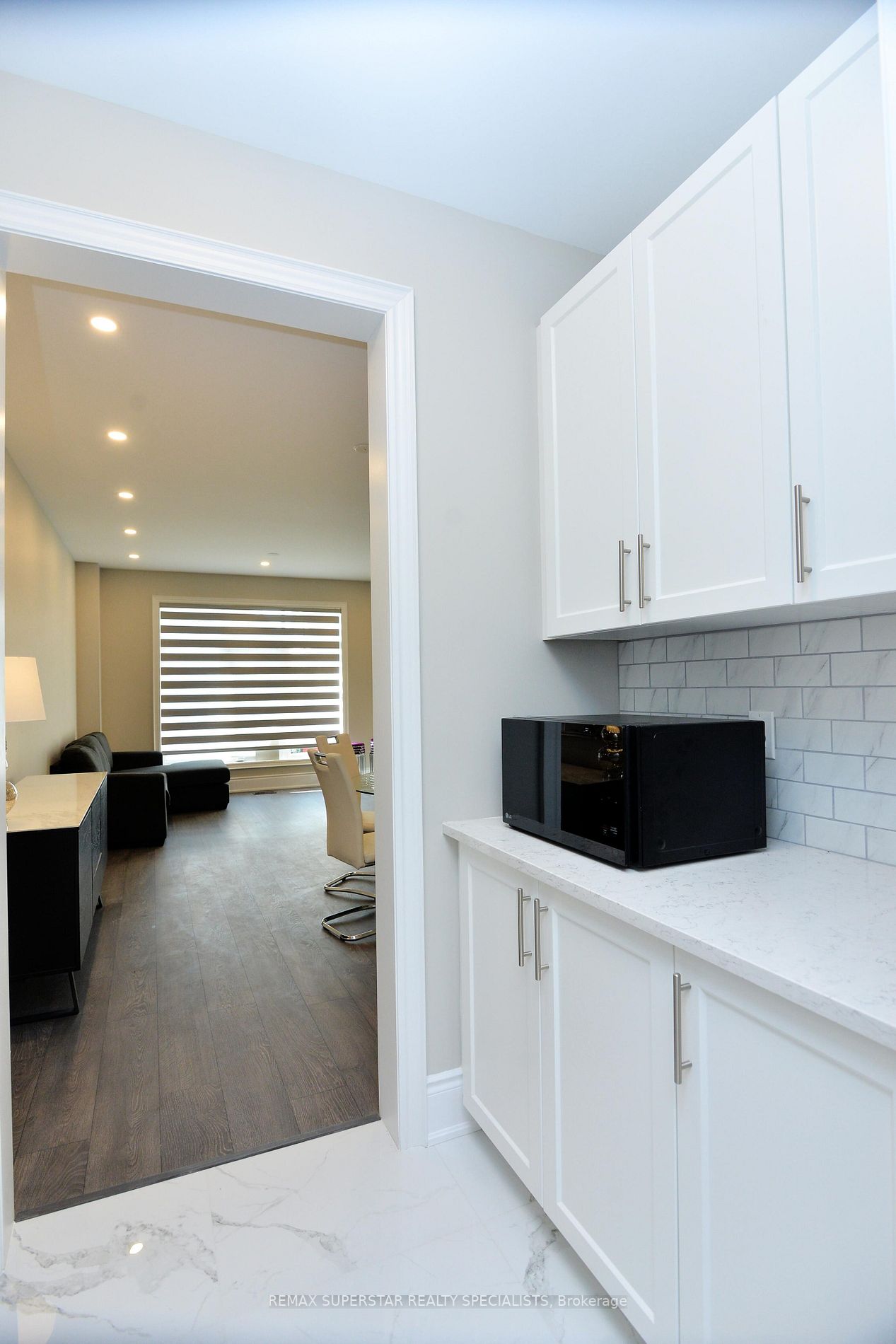 108 Rugman Cres