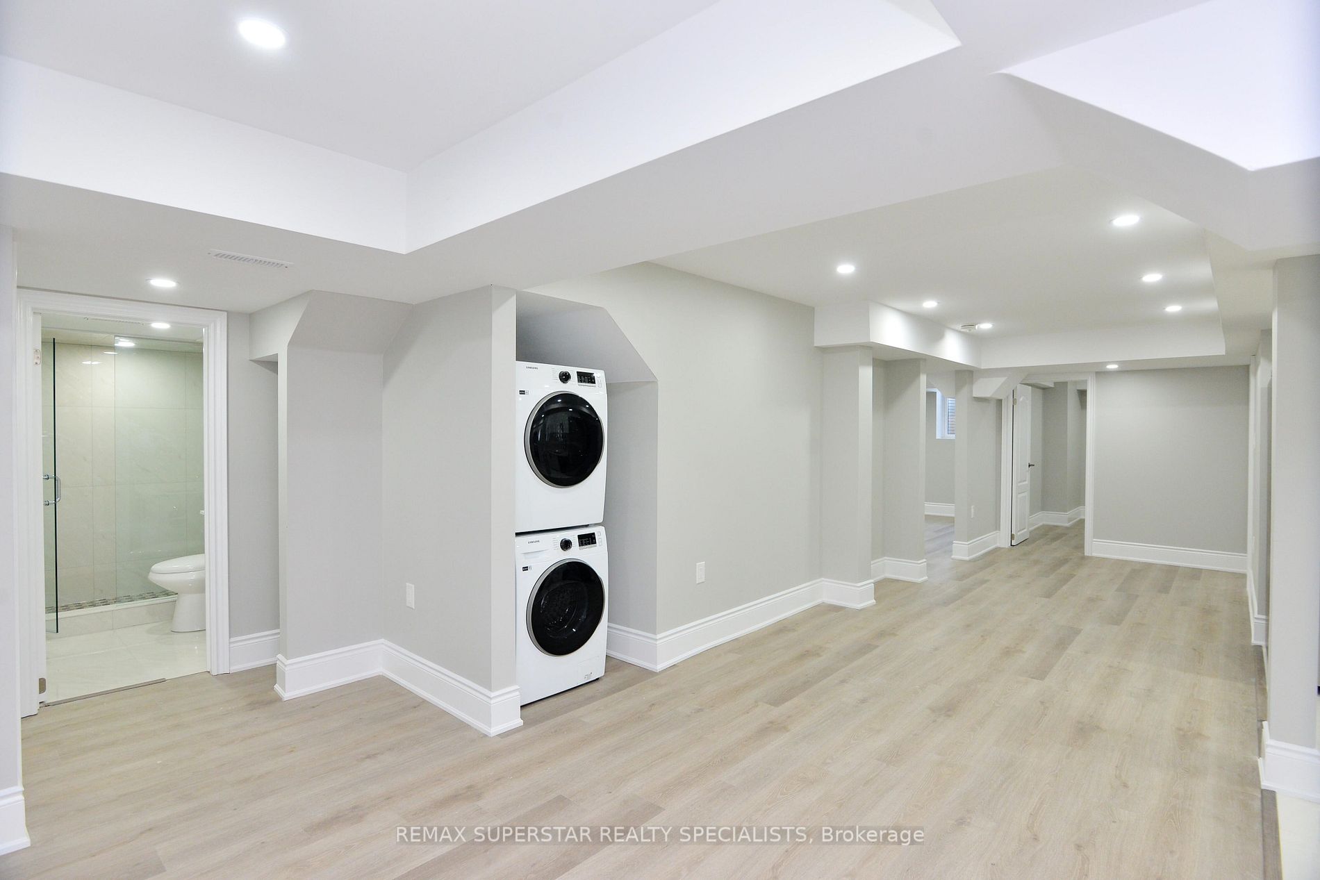 108 Rugman Cres