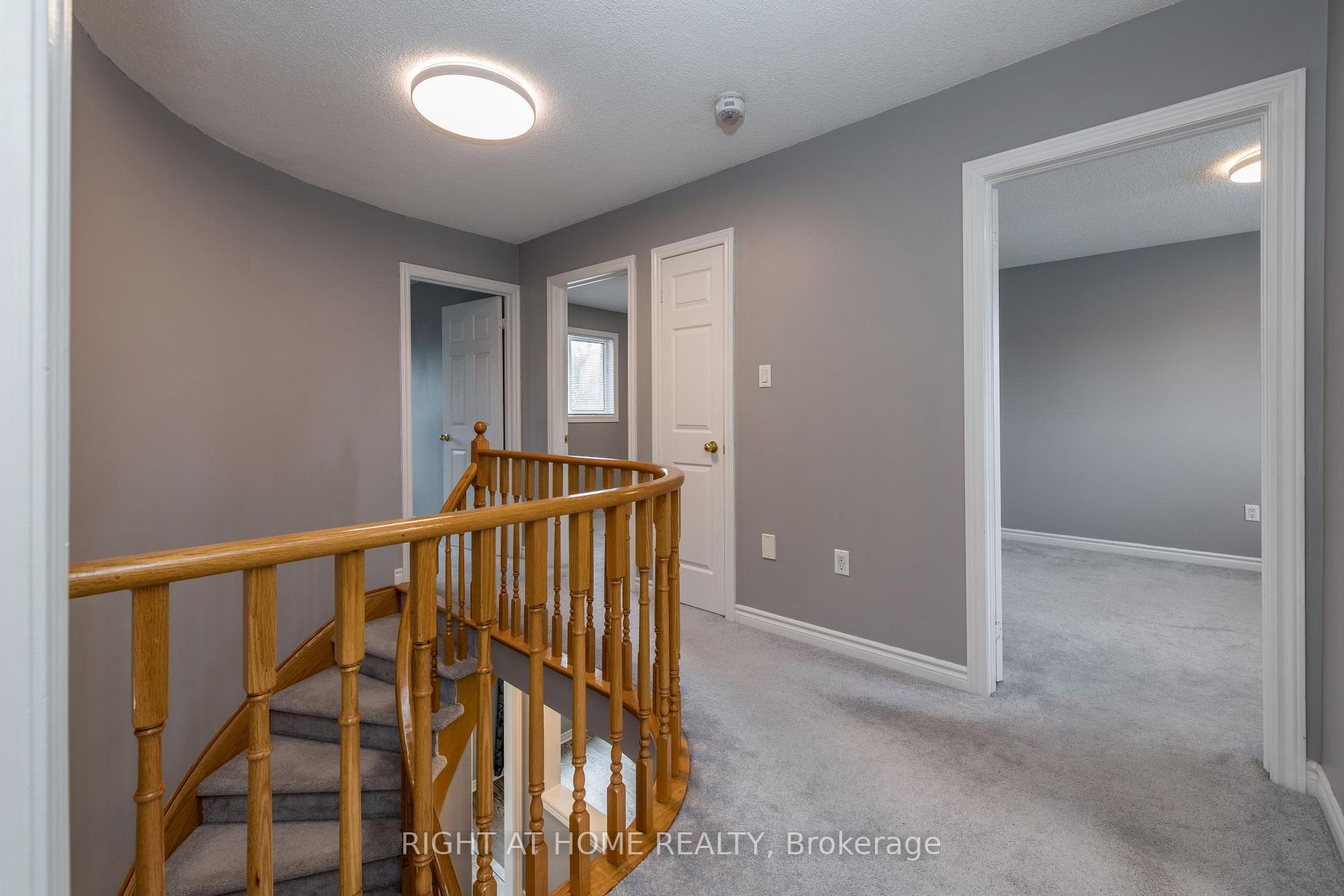 128 Madelaine Dr Drive