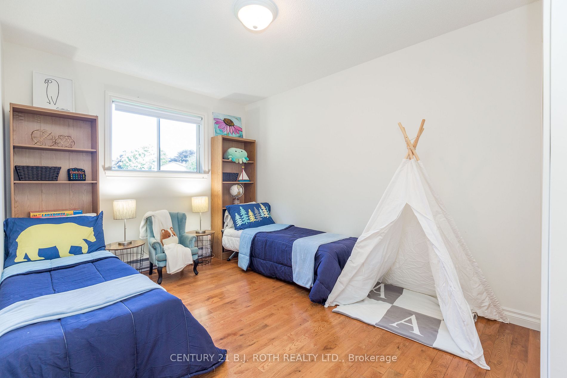 396 Barrie Rd