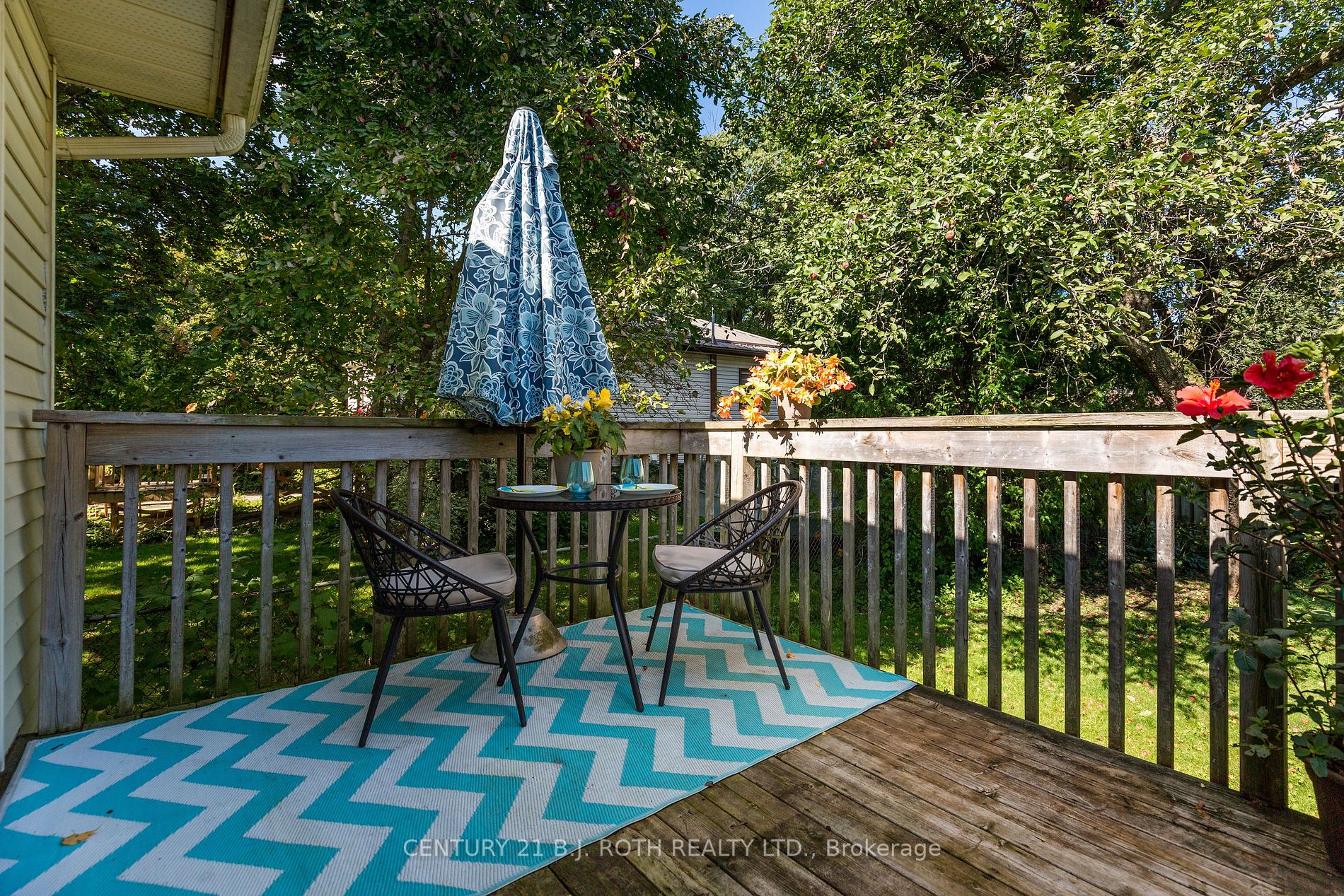 396 Barrie Rd