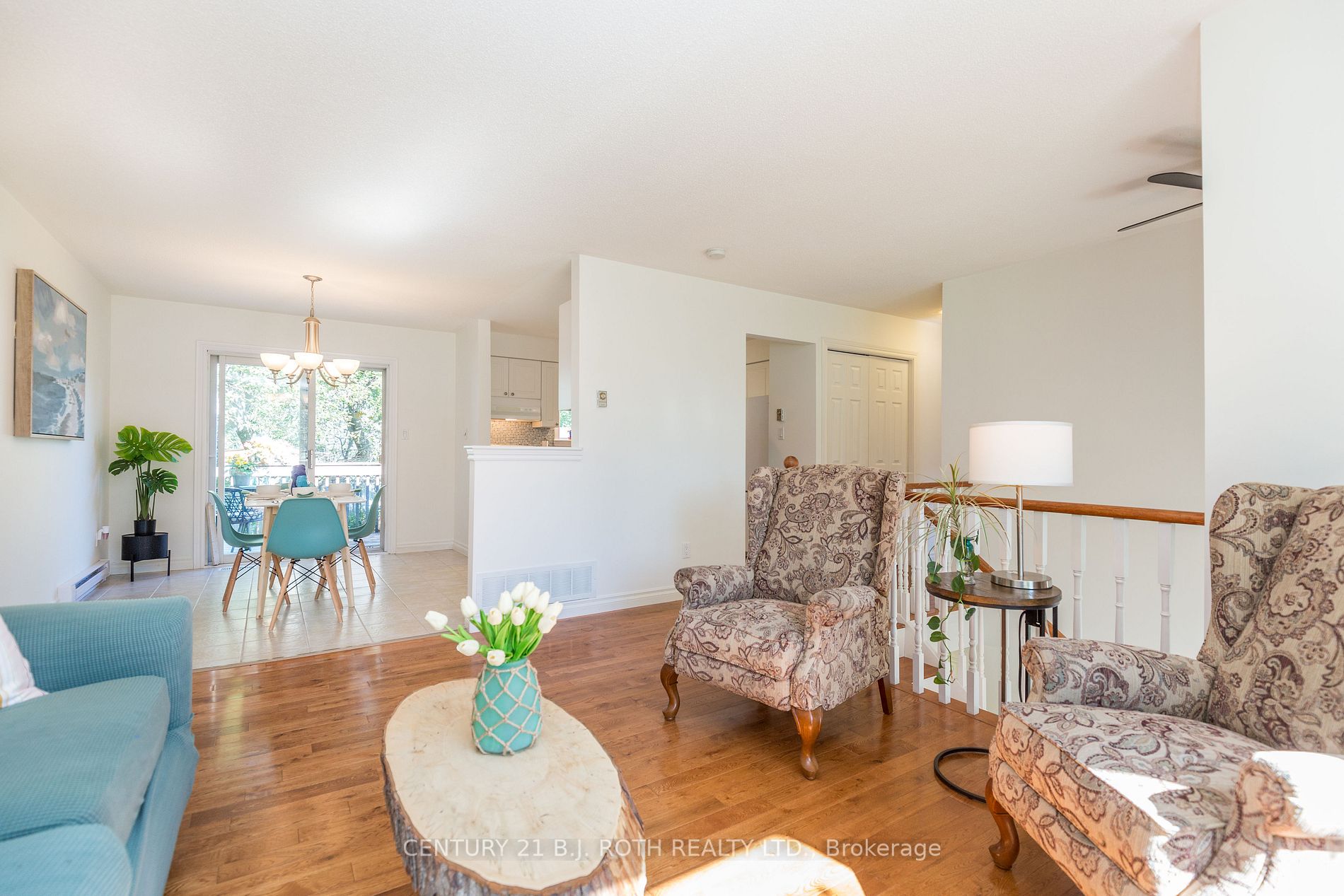 396 Barrie Rd