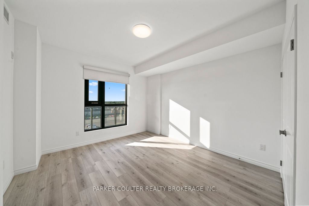 30 Hanmer Street W, #708