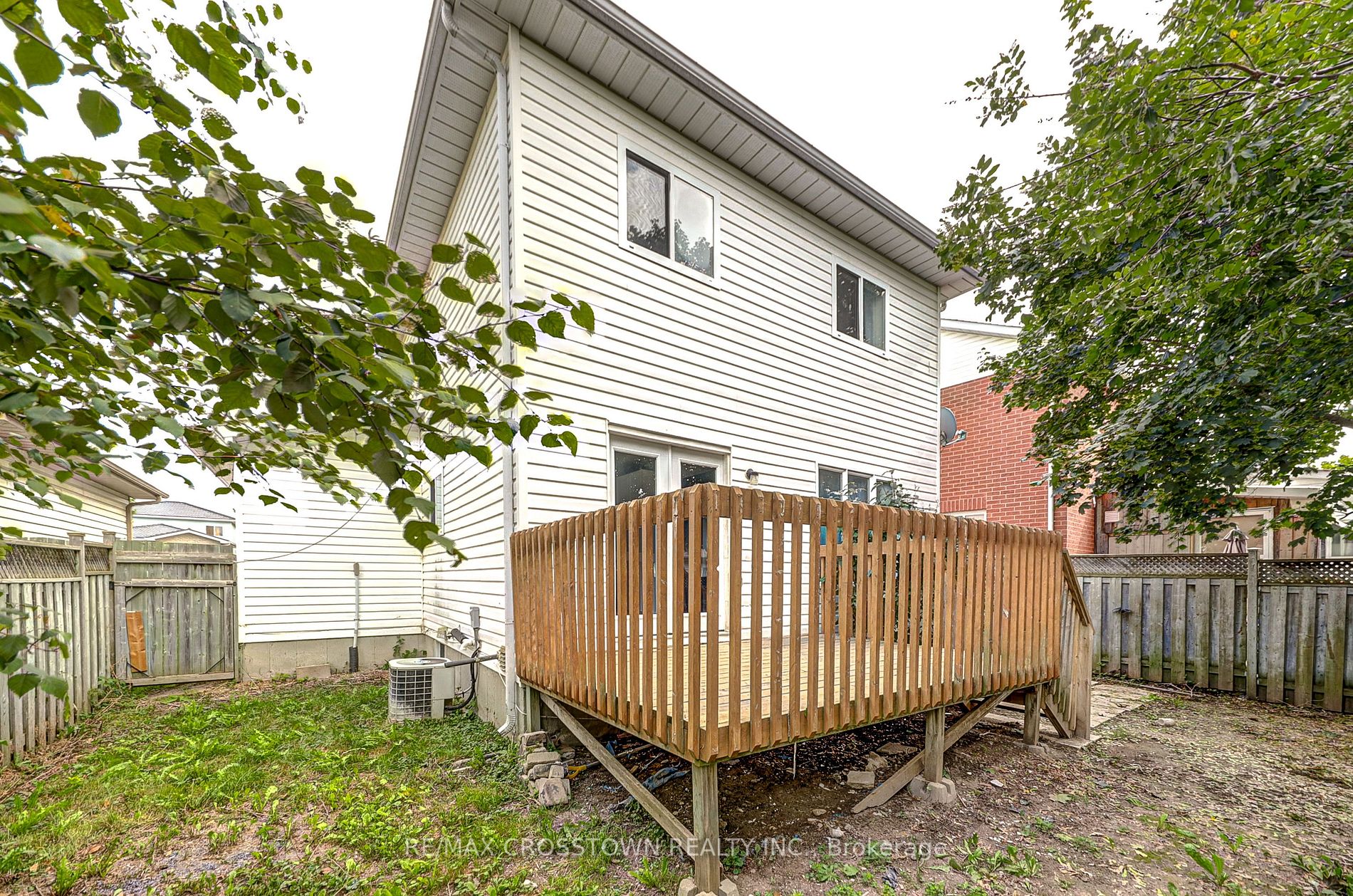 72 Downing Cres