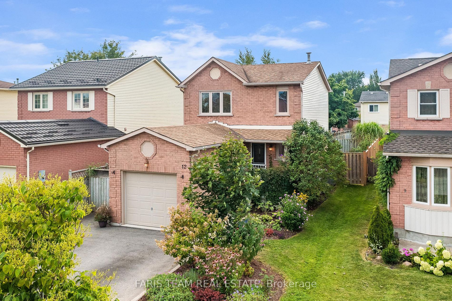 12 Hadden Cres