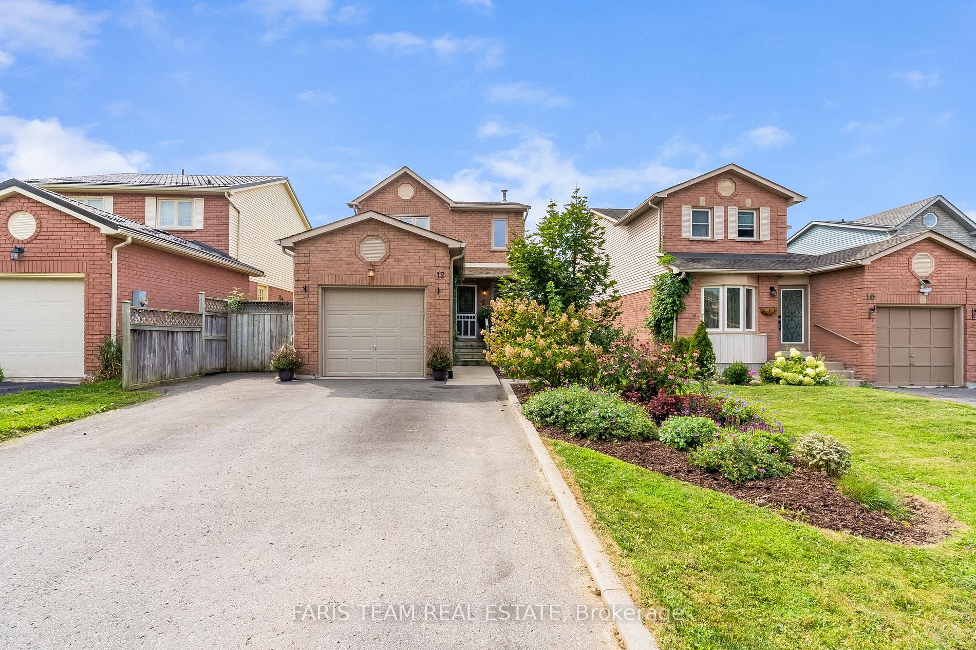 12 Hadden Cres