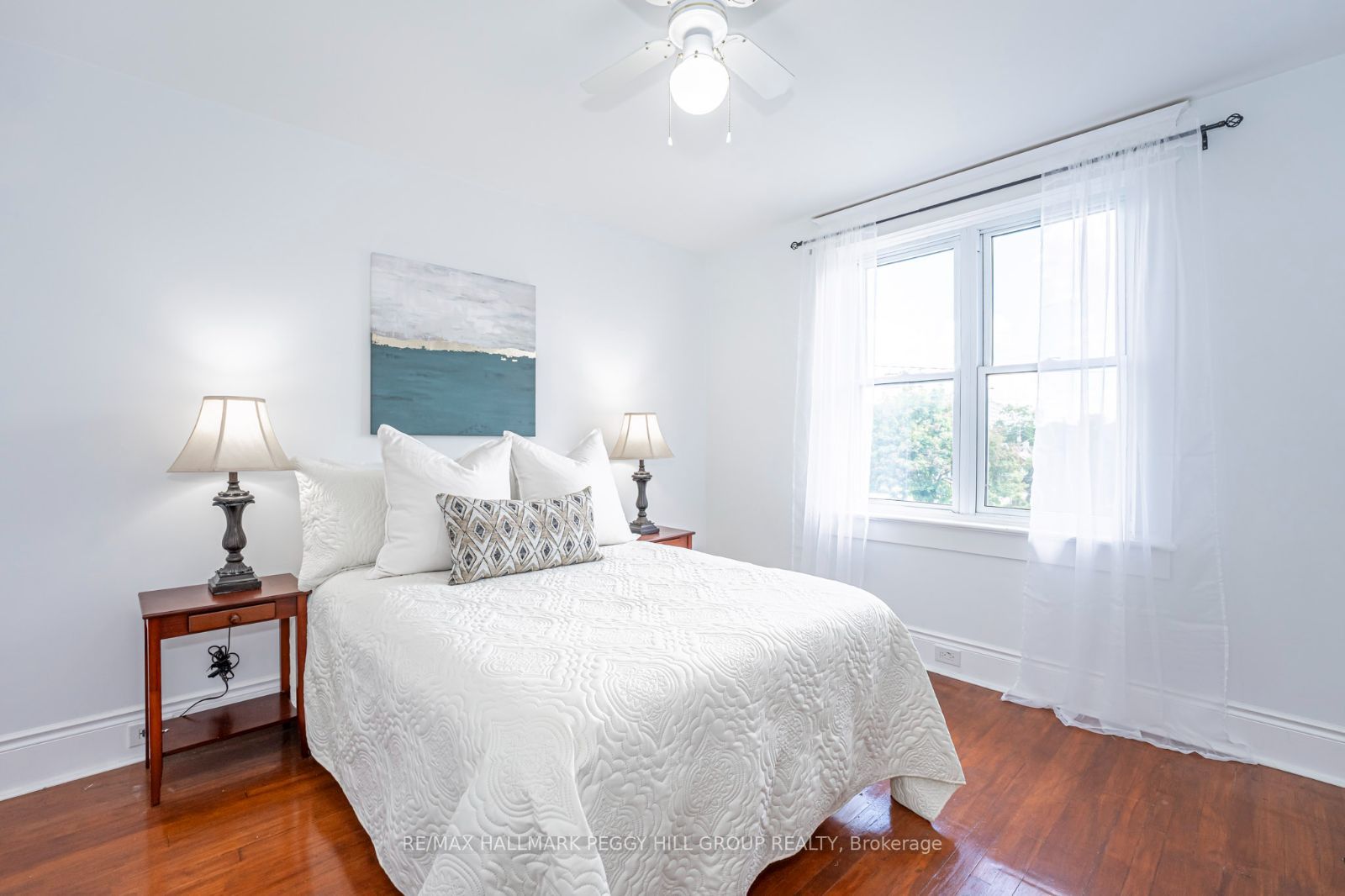 36 SOPHIA Street W