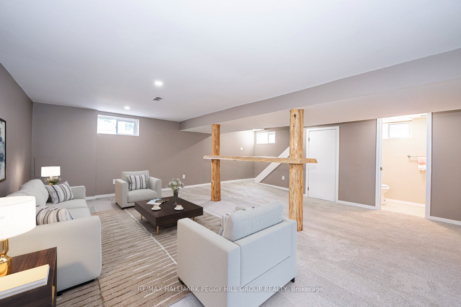 36 SOPHIA Street W