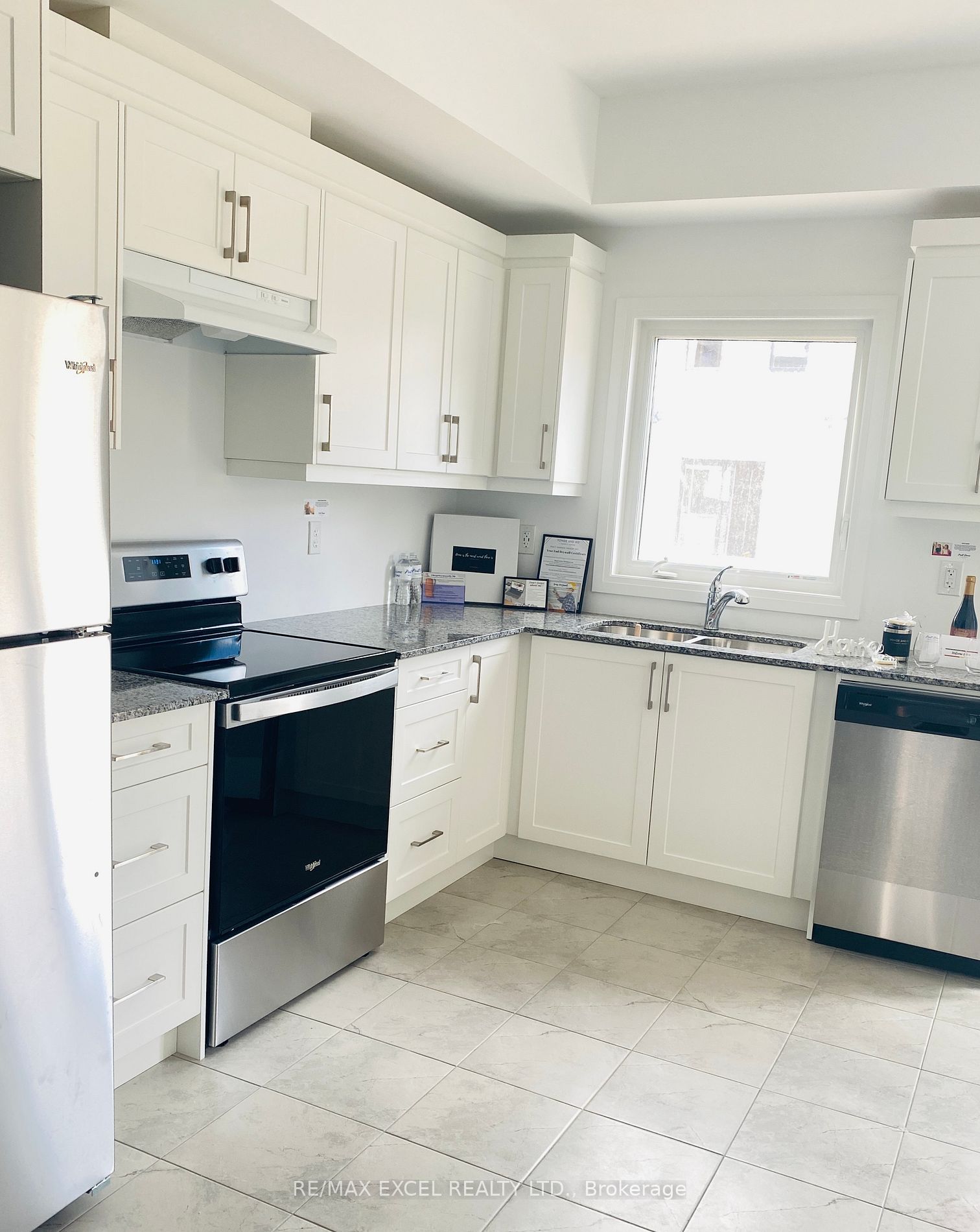110 Fairlane Ave