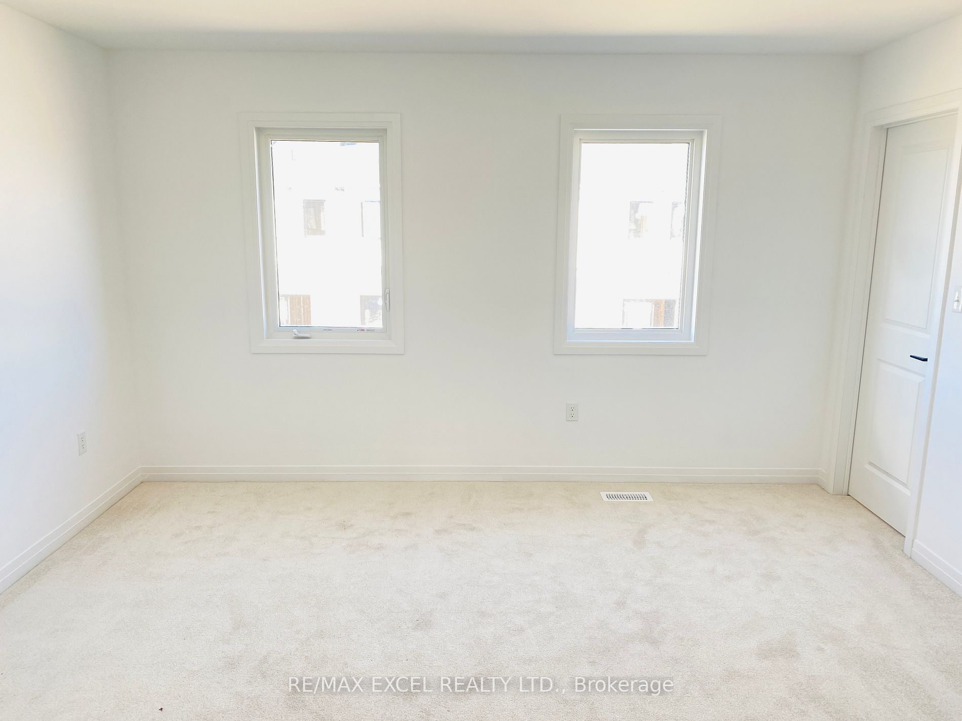 110 Fairlane Ave