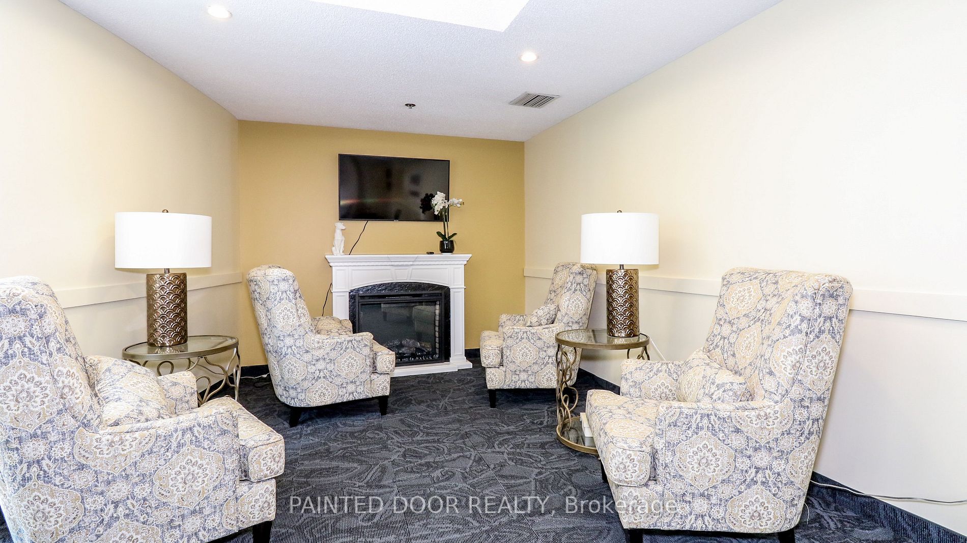 140 Dunlop St E, #1002