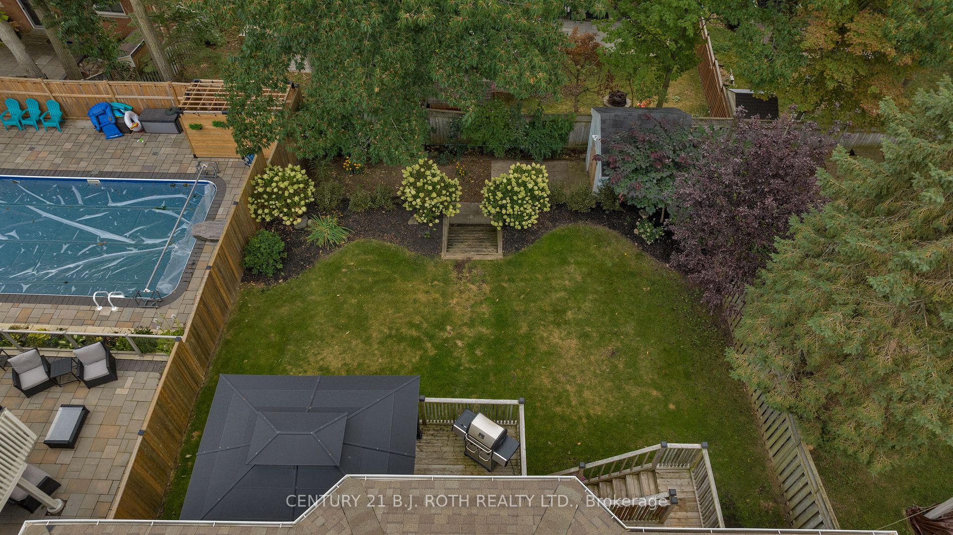 25 Moore Place
