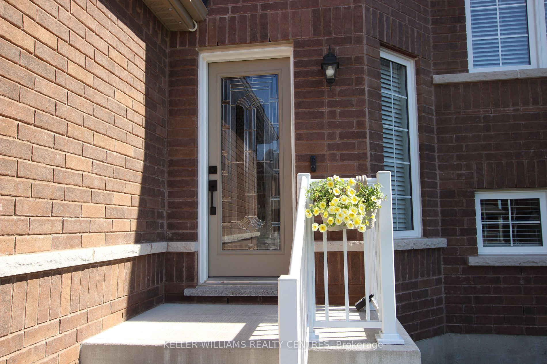 150 Muirfield Dr