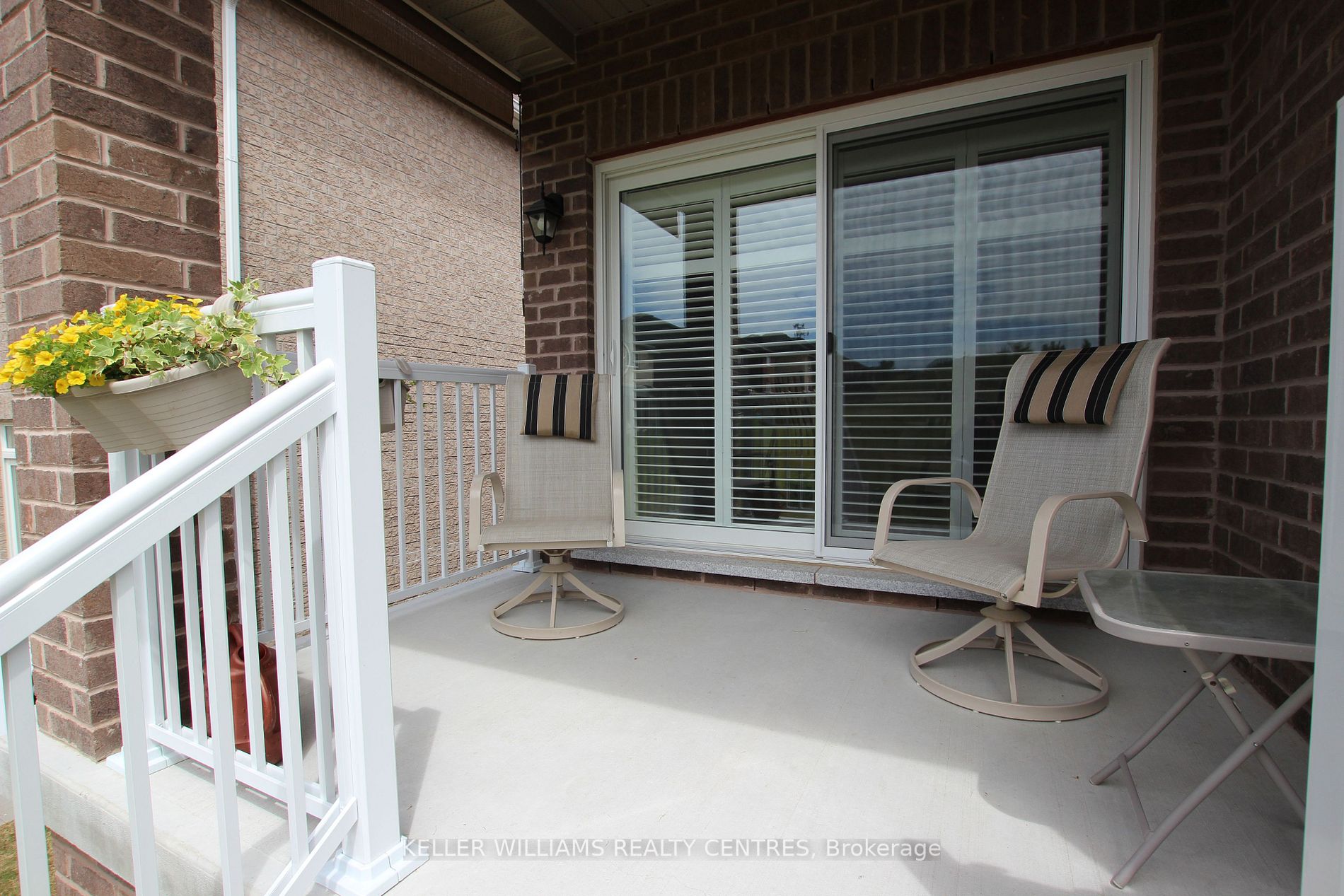 150 Muirfield Dr