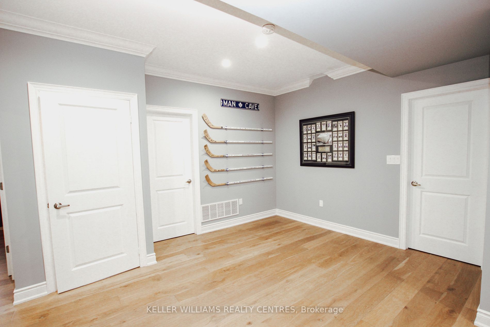 150 Muirfield Dr