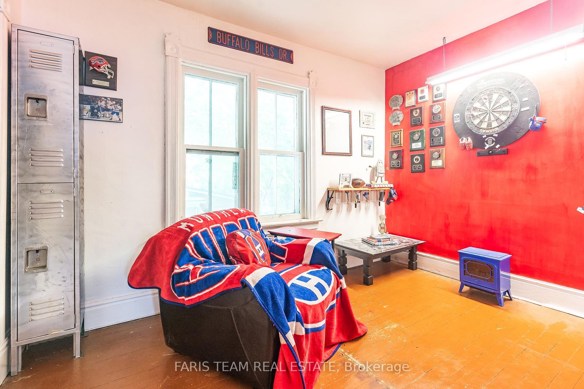 121 Burton Ave