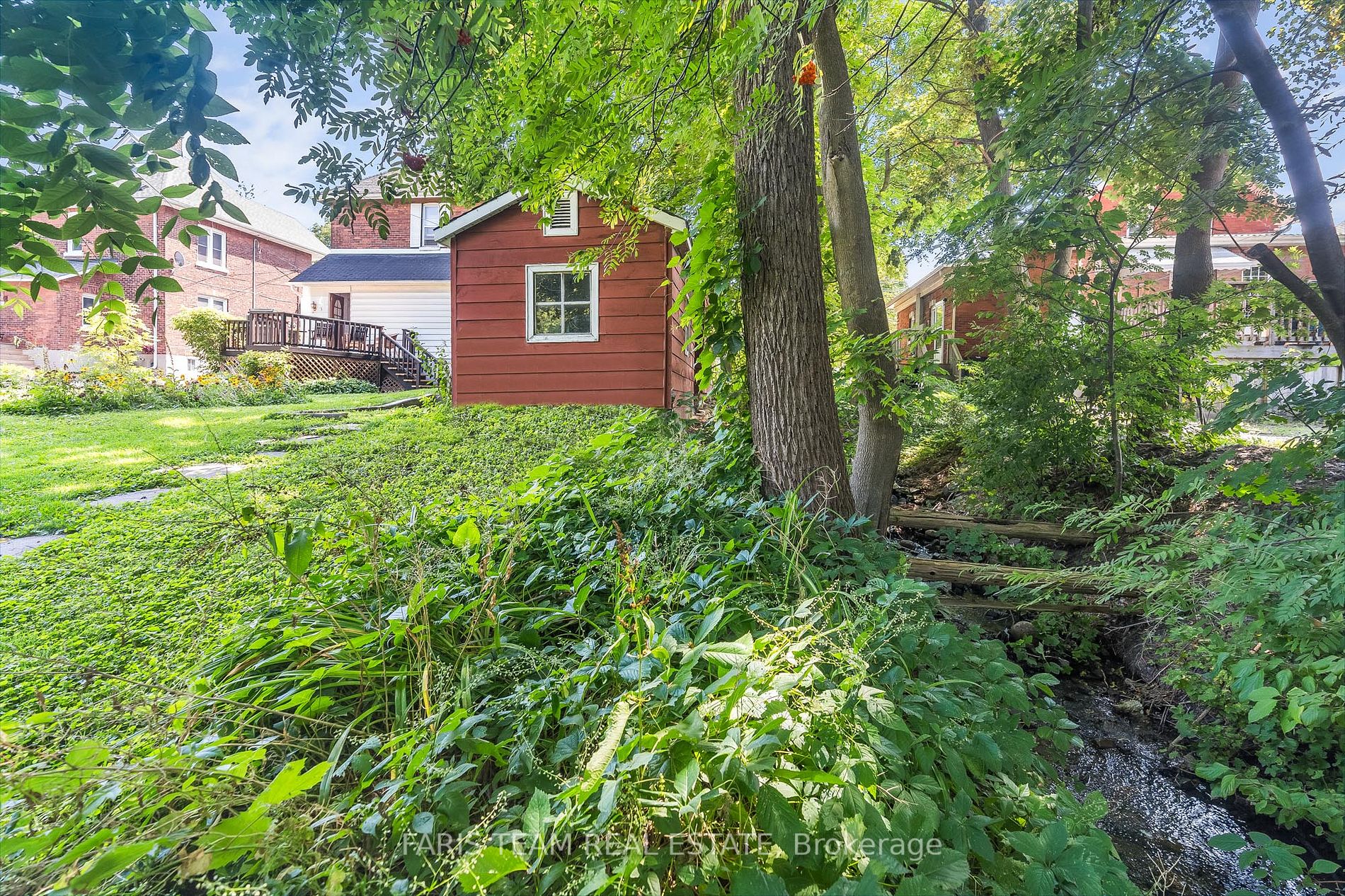 121 Burton Ave