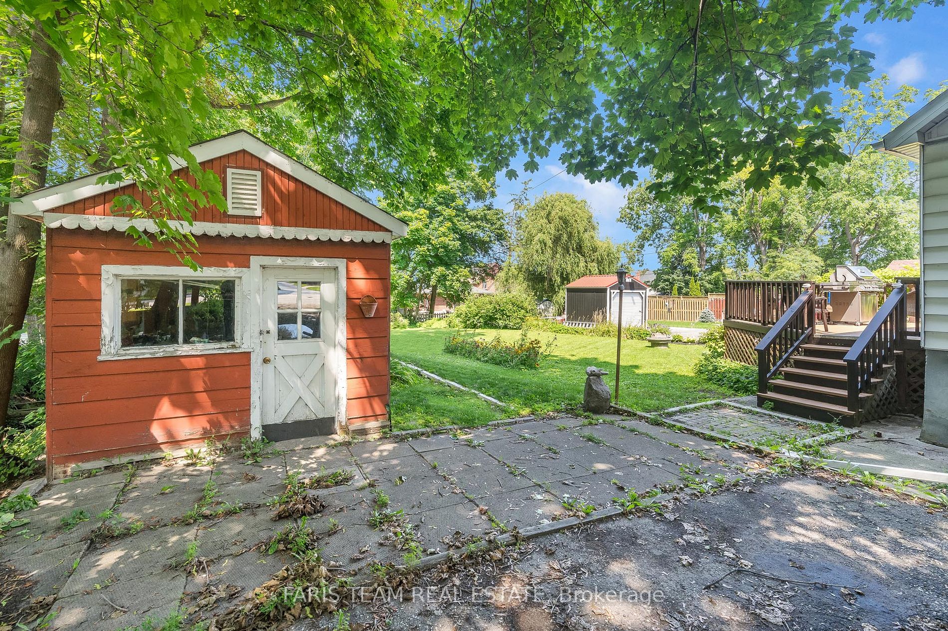 121 Burton Ave