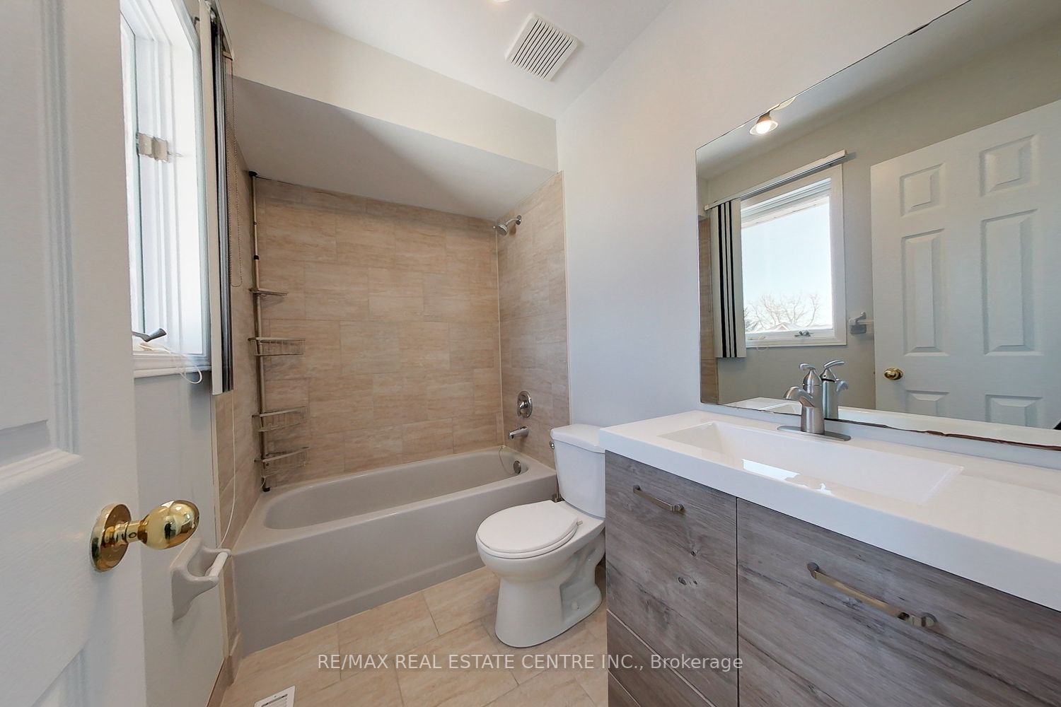 124 Laidlaw Dr