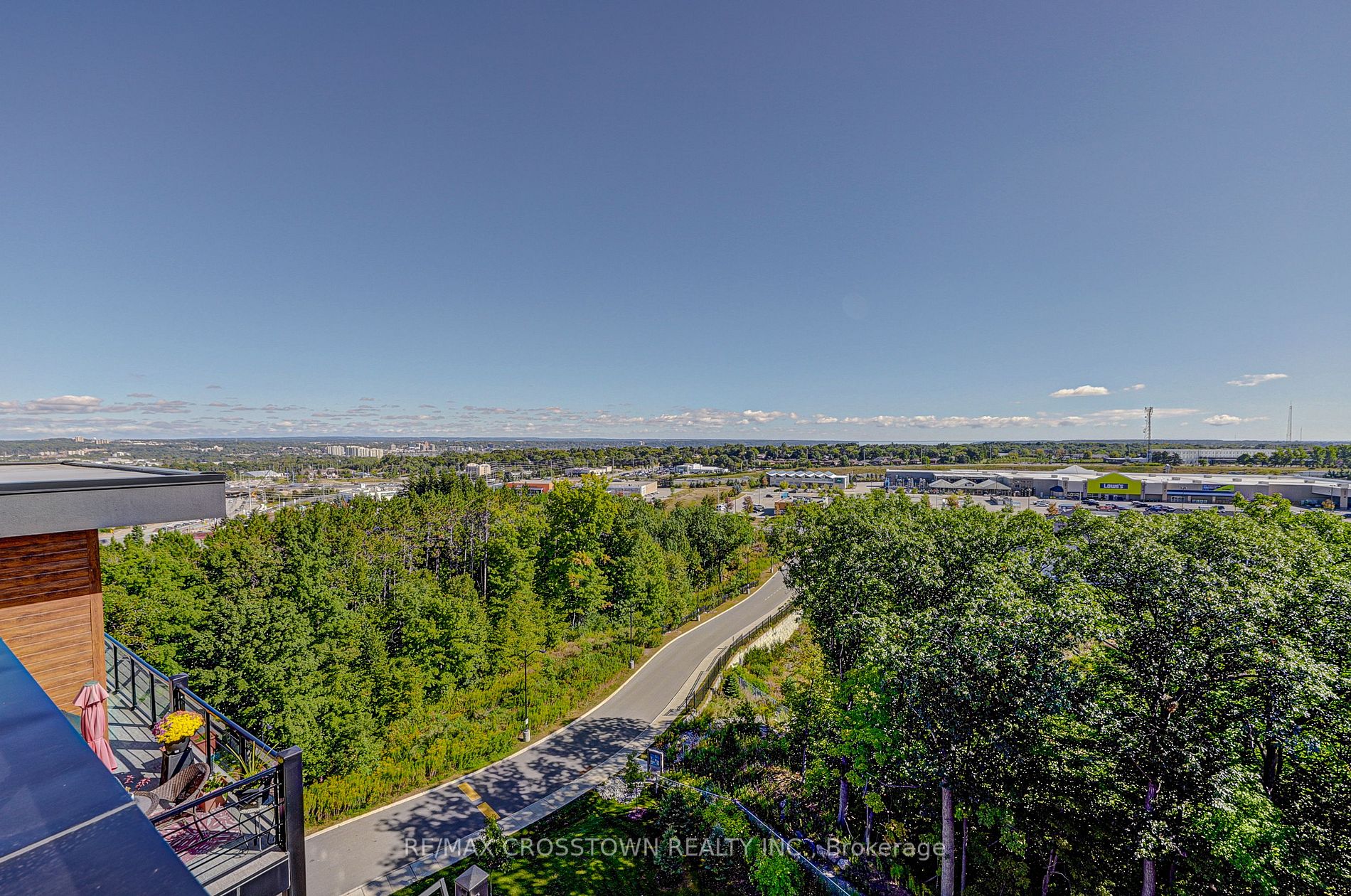 302 Essa Rd, #201