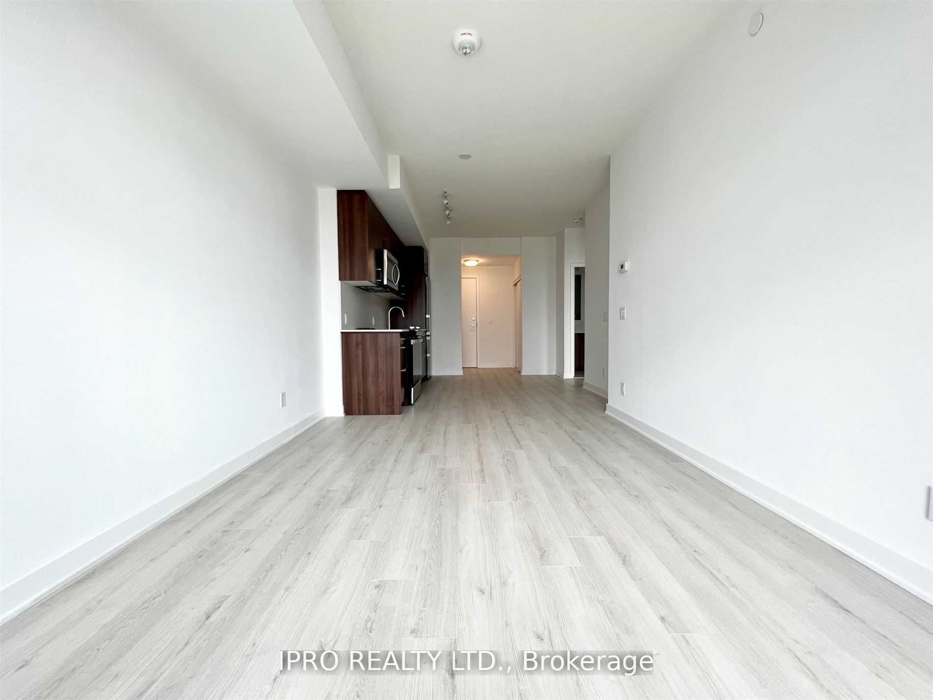 681 Yonge Street, #330