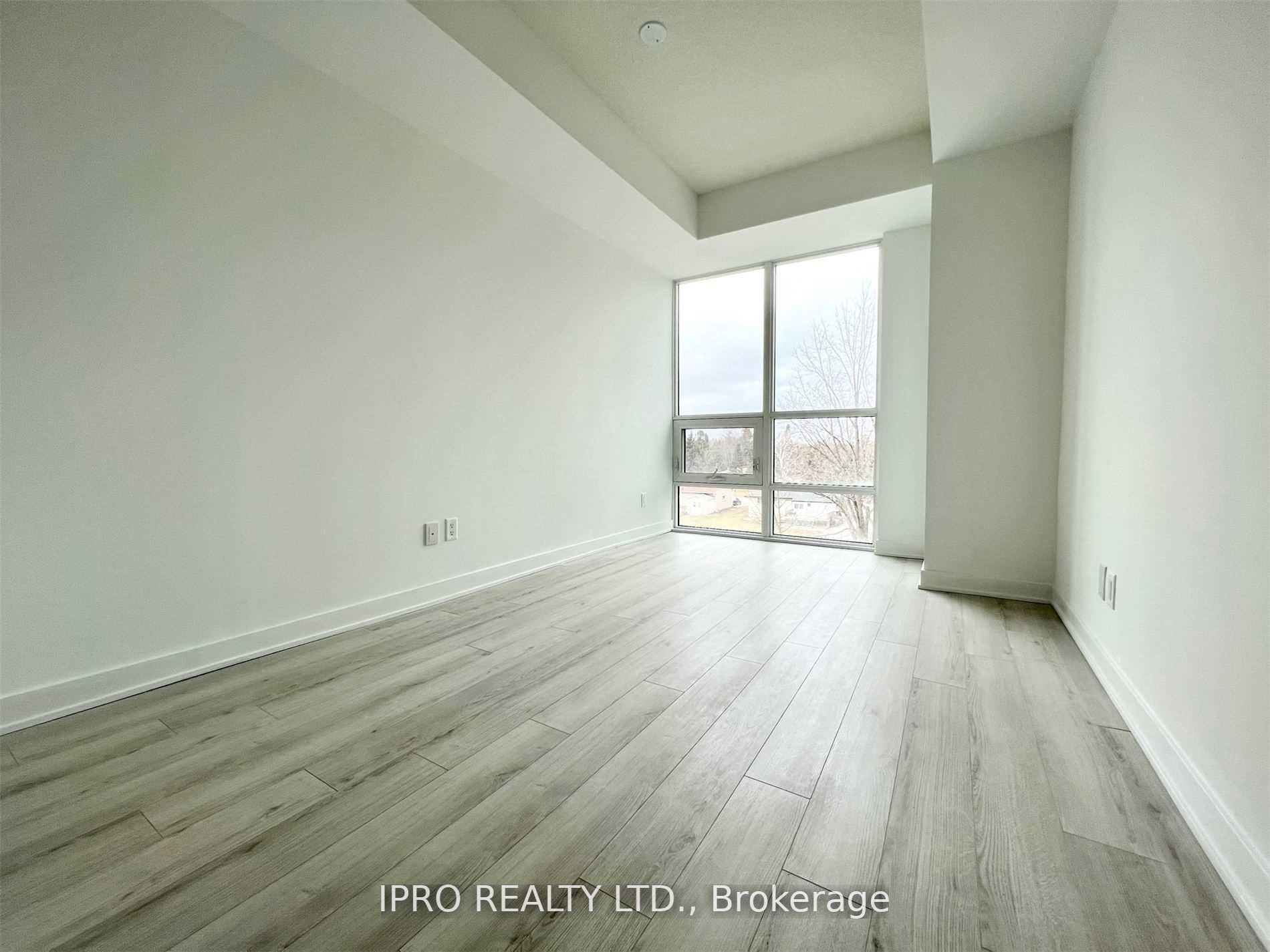 681 Yonge Street, #330