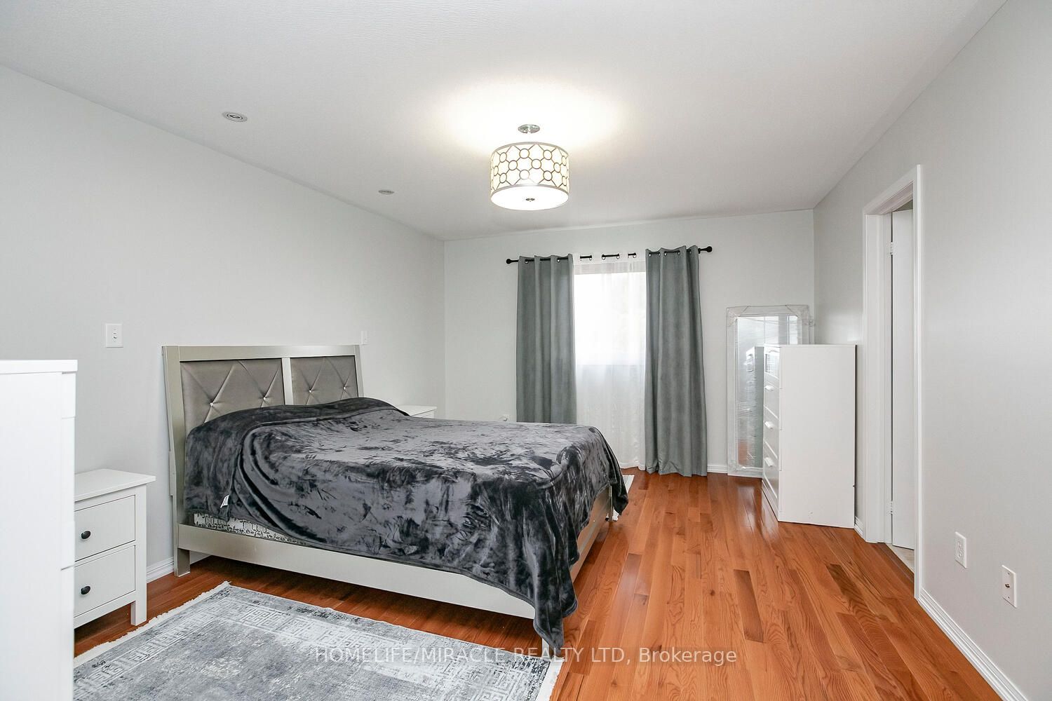 132 Empire Dr