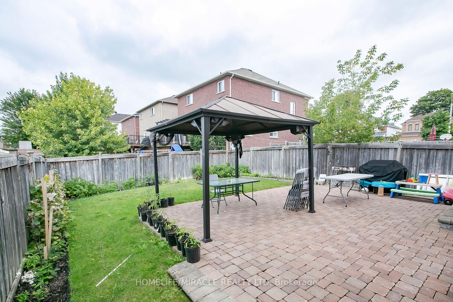 132 Empire Dr