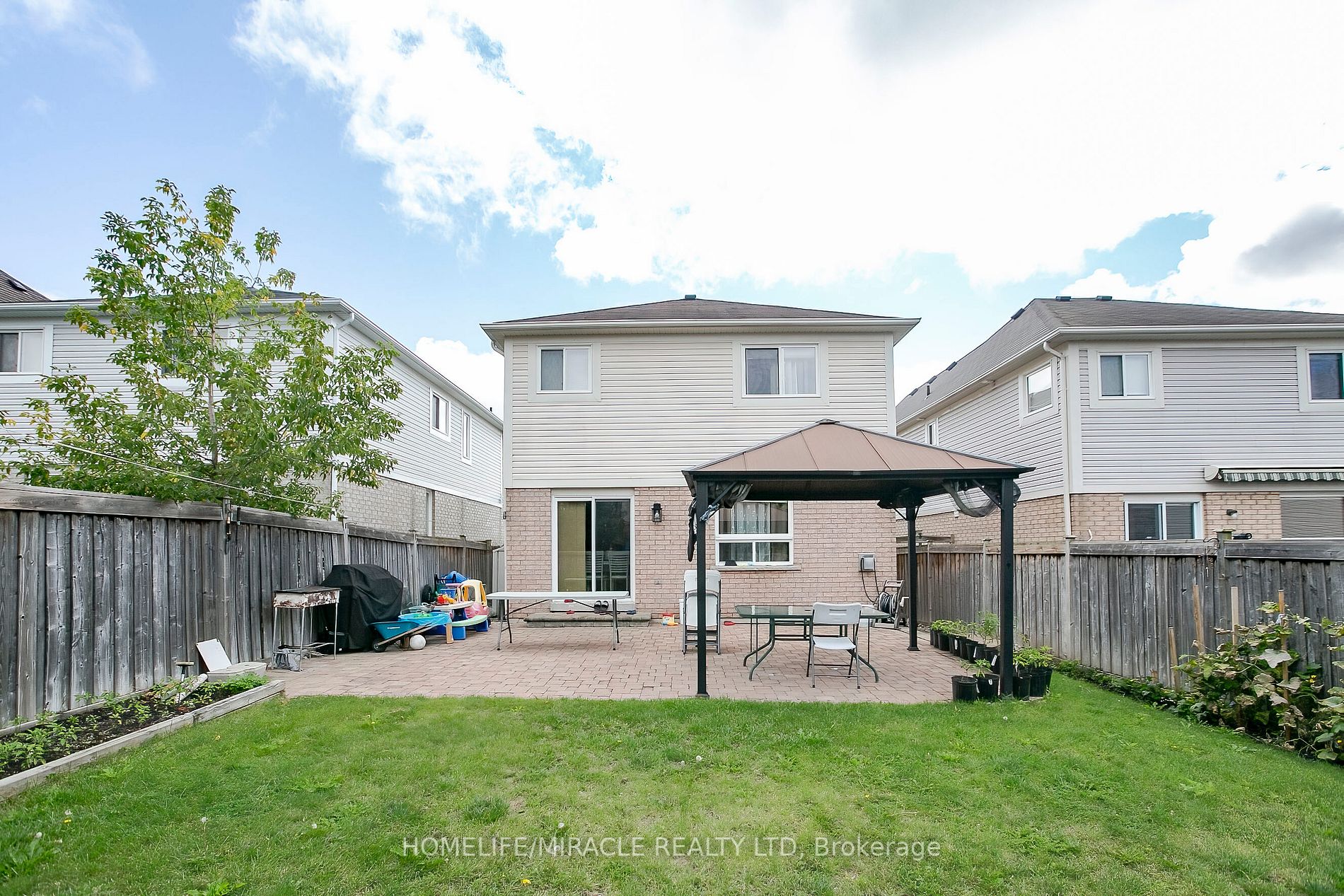 132 Empire Dr