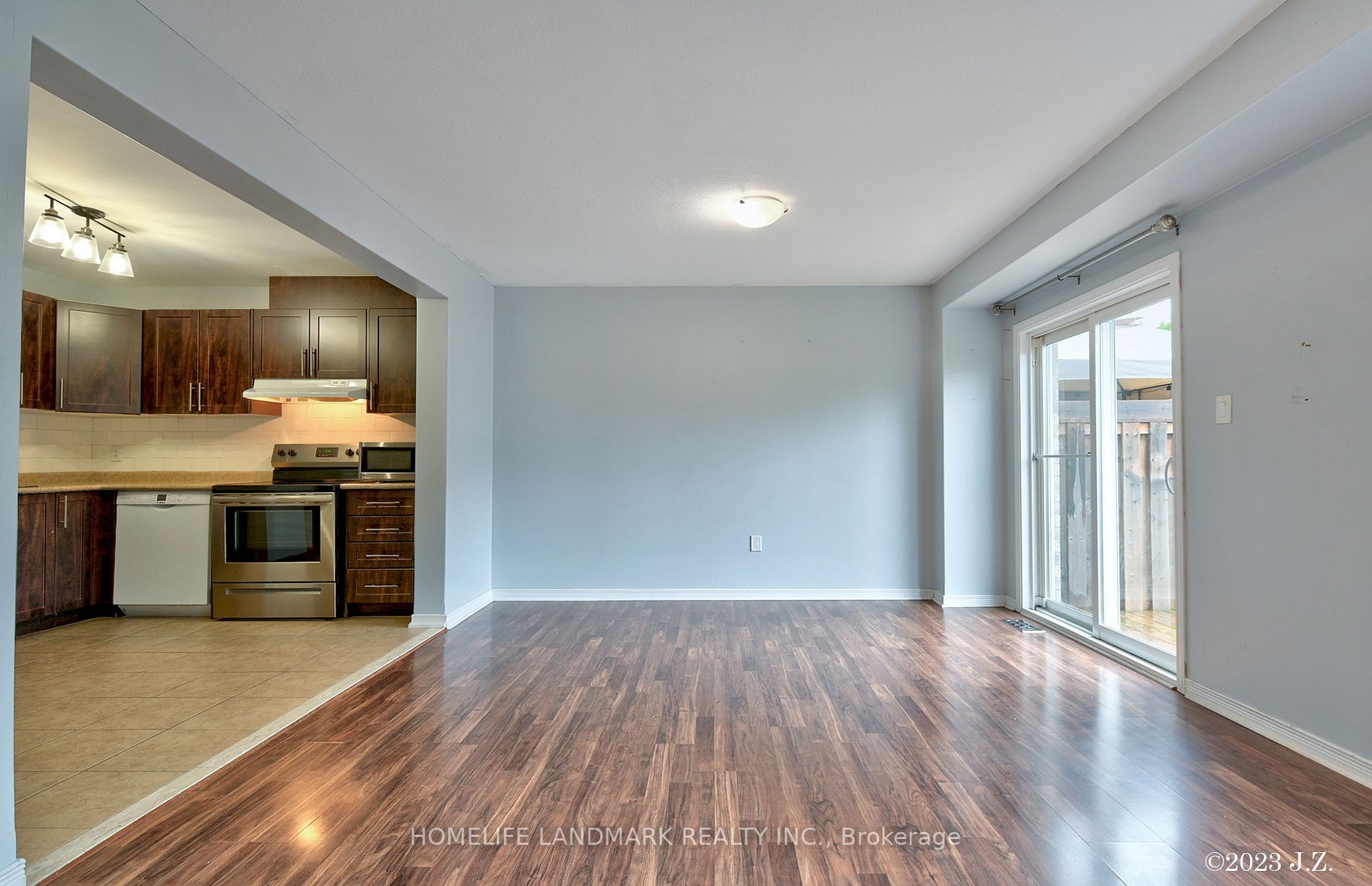 75 Prince William Way E, #34