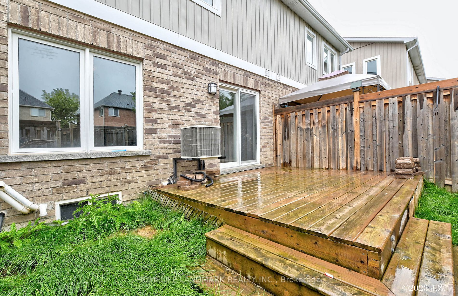 75 Prince William Way E, #34