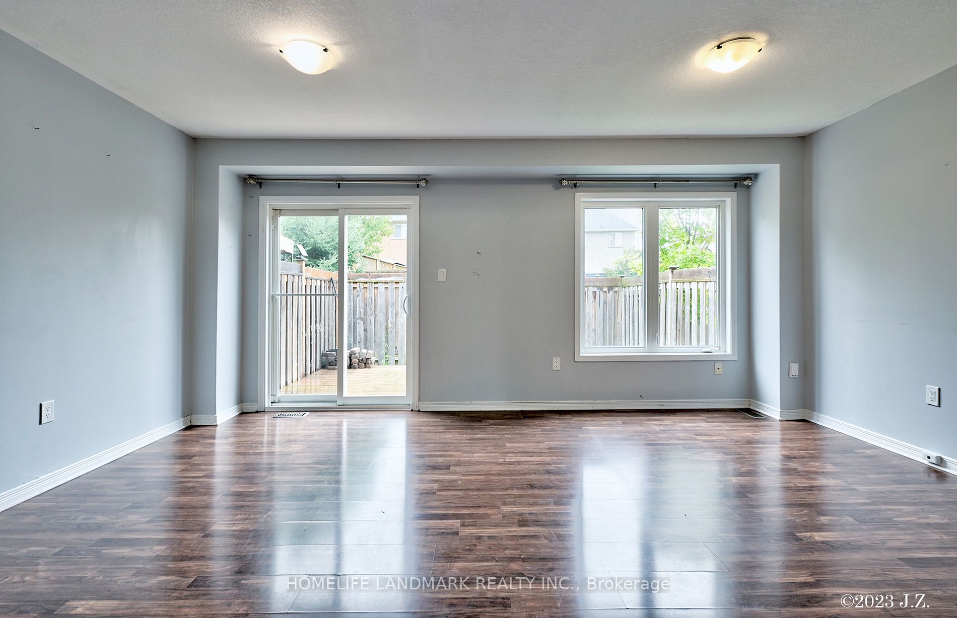 75 Prince William Way E, #34