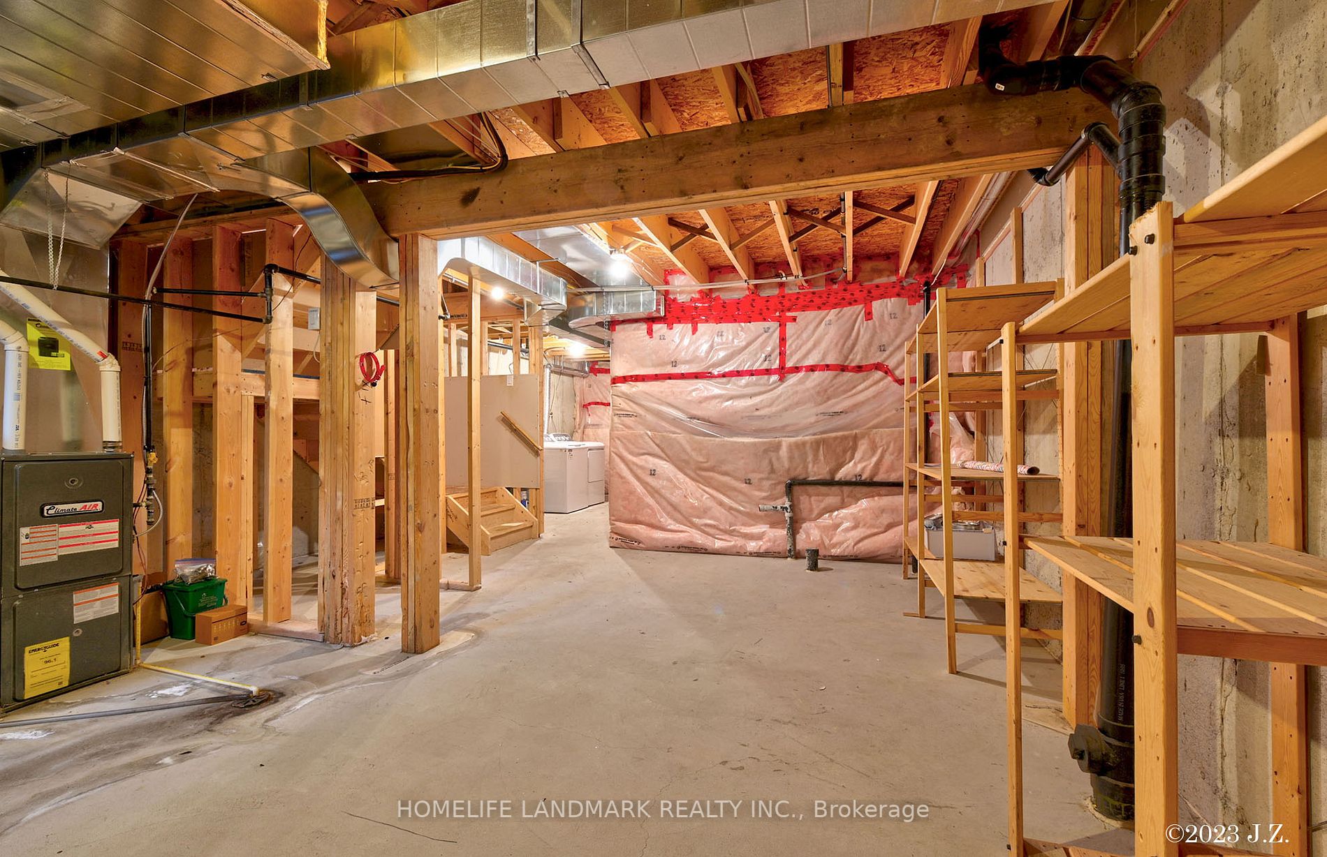 75 Prince William Way E, #34