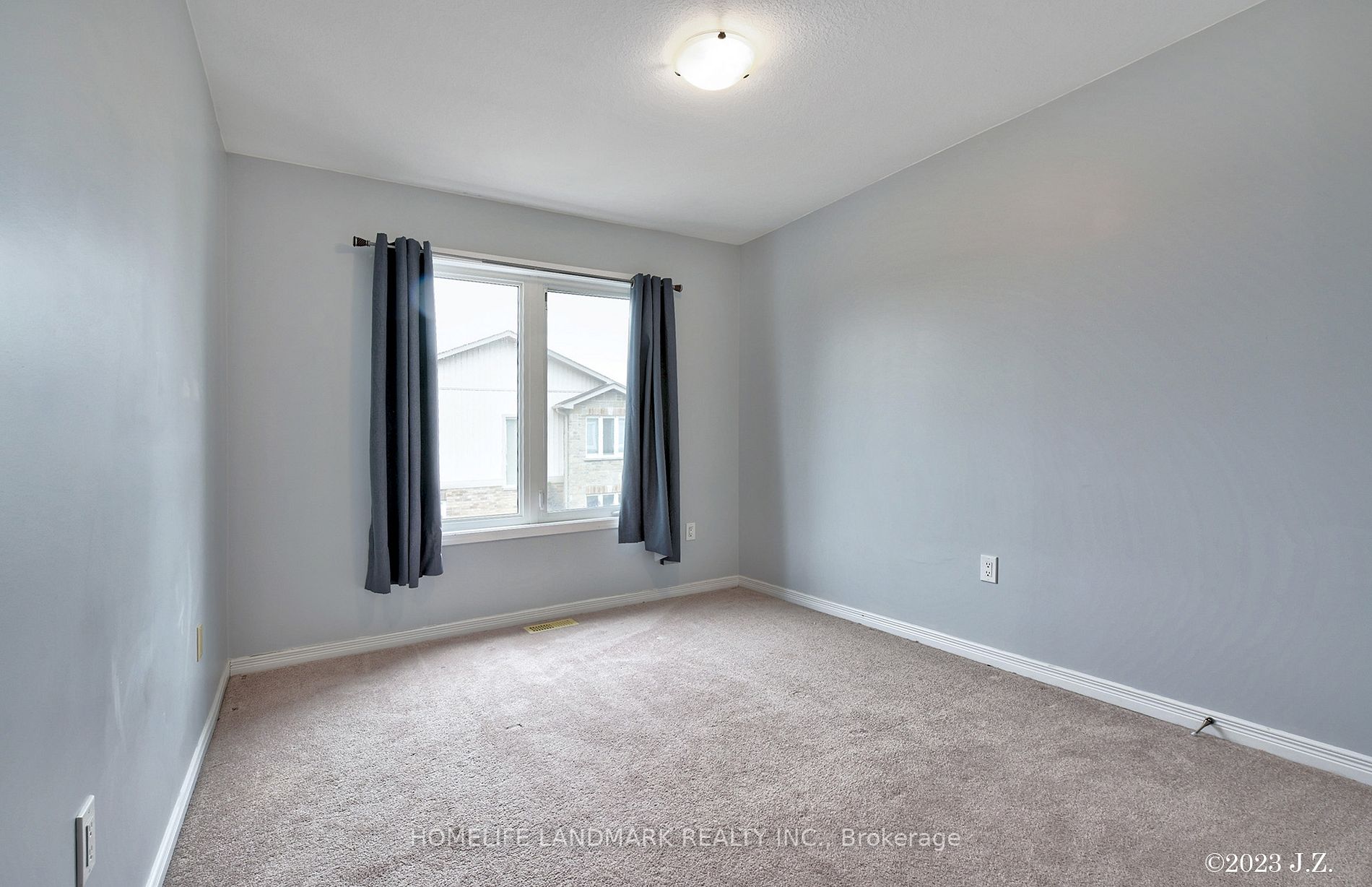 75 Prince William Way E, #34