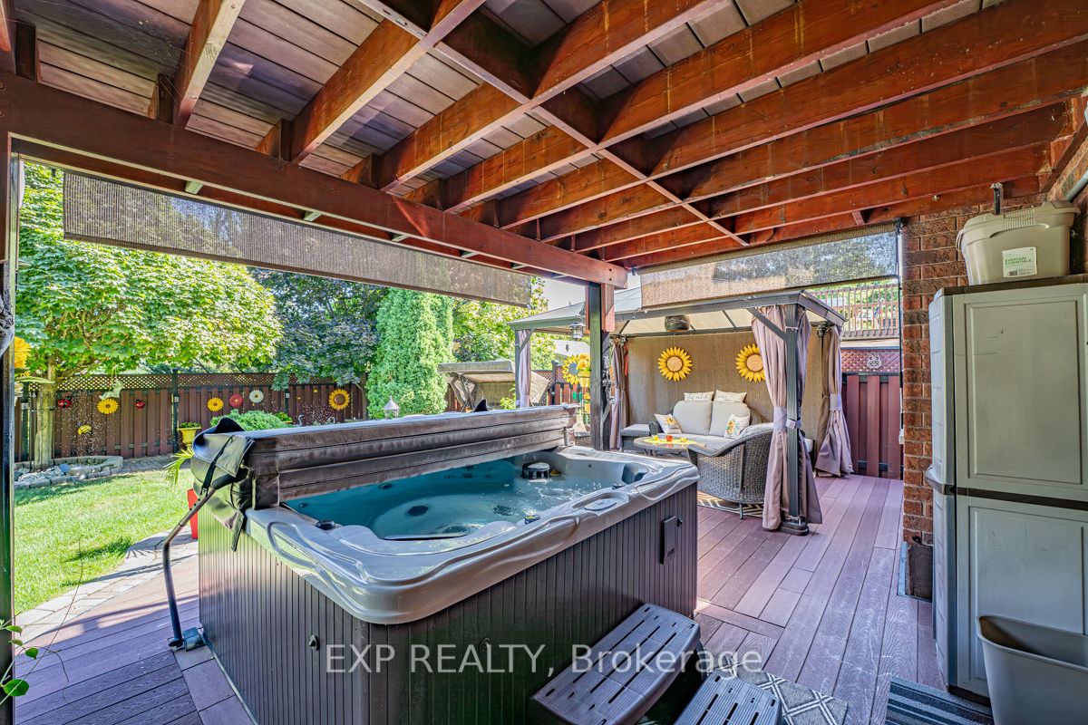 84 Kingsridge Rd