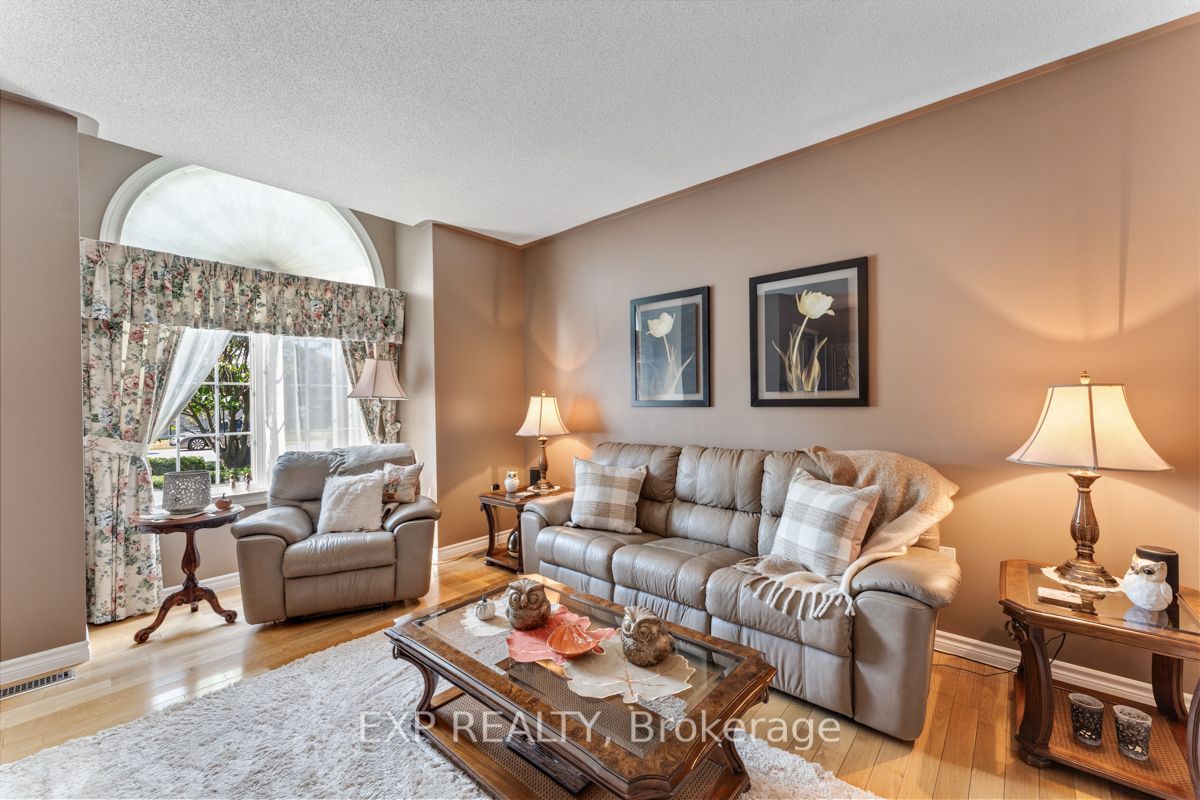 84 Kingsridge Rd