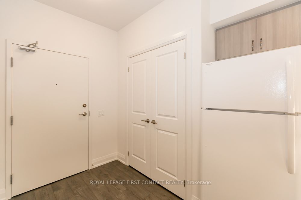 5 Greenwich St, #210