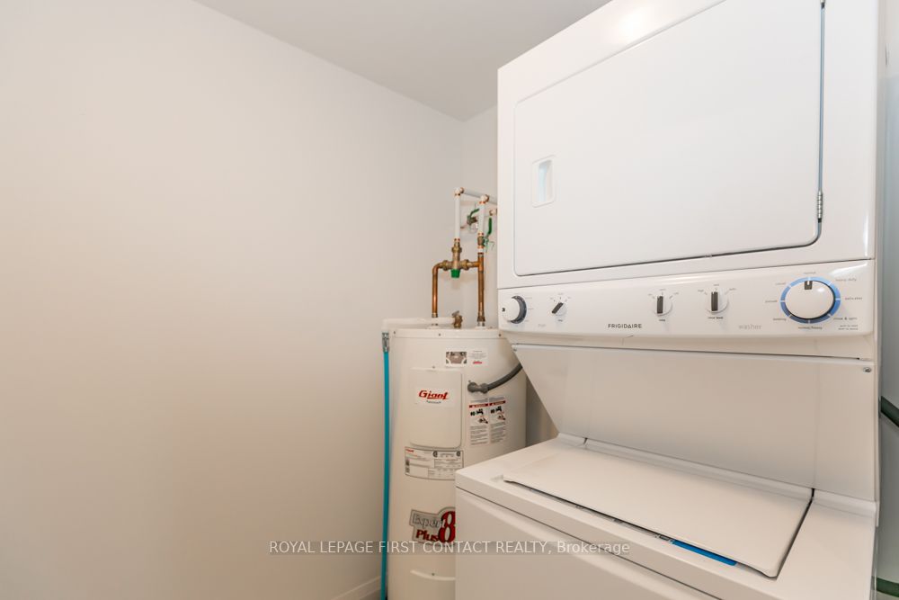 5 Greenwich St, #210