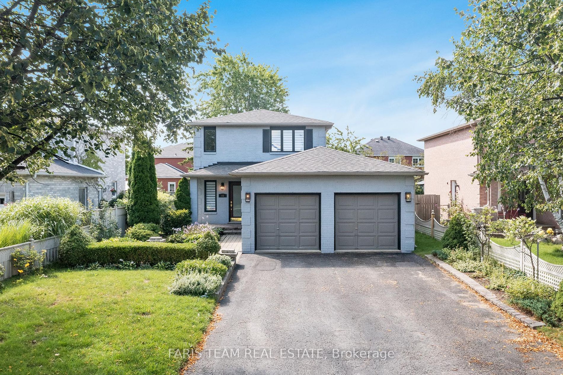 15 Meadowlark Rd